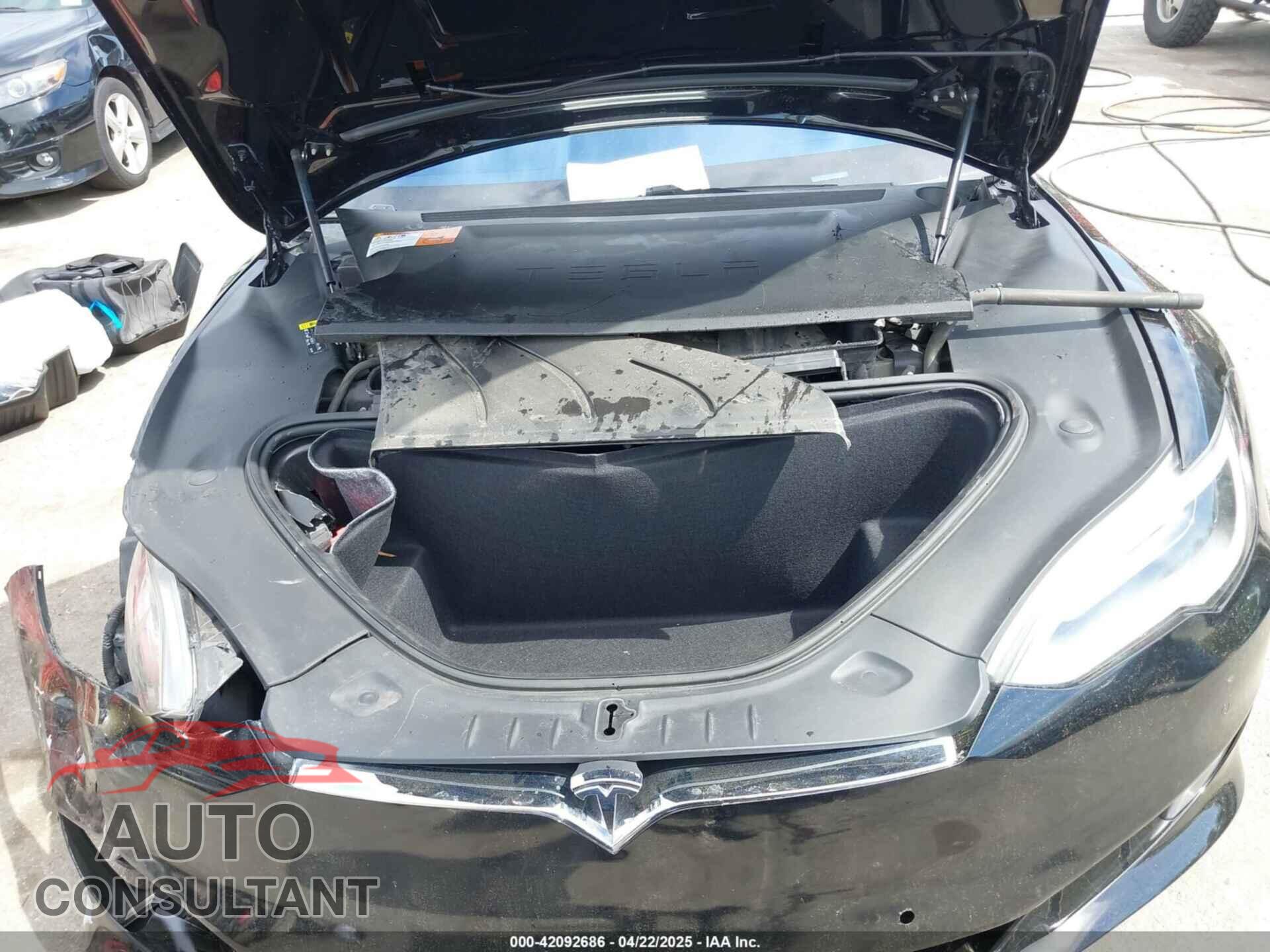 TESLA MODEL S 2017 - 5YJSA1E13HF228486