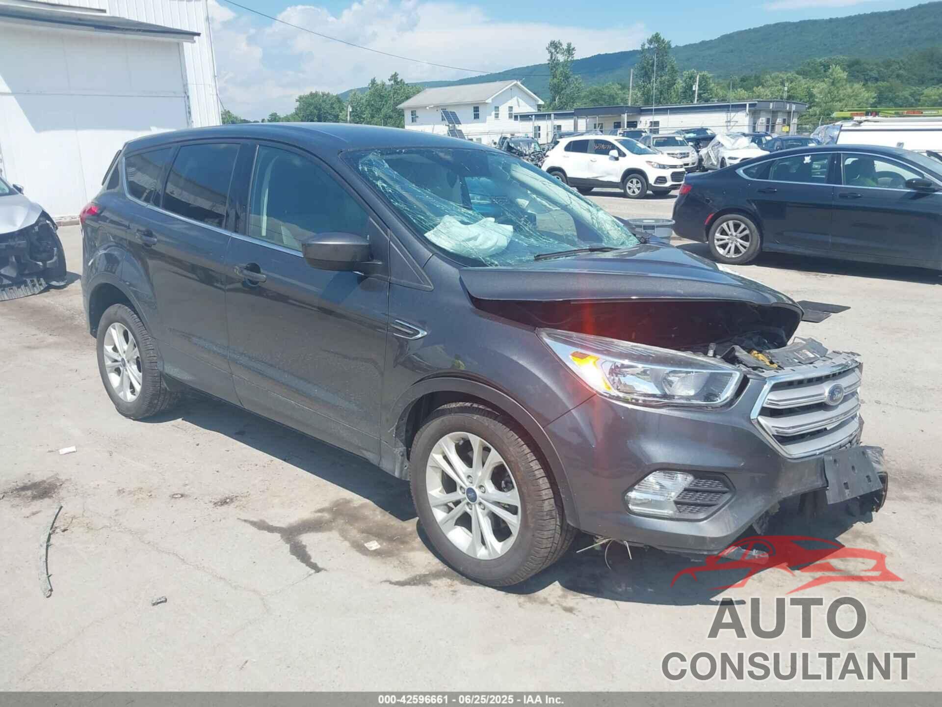 FORD ESCAPE 2019 - 1FMCU0GD9KUB88485