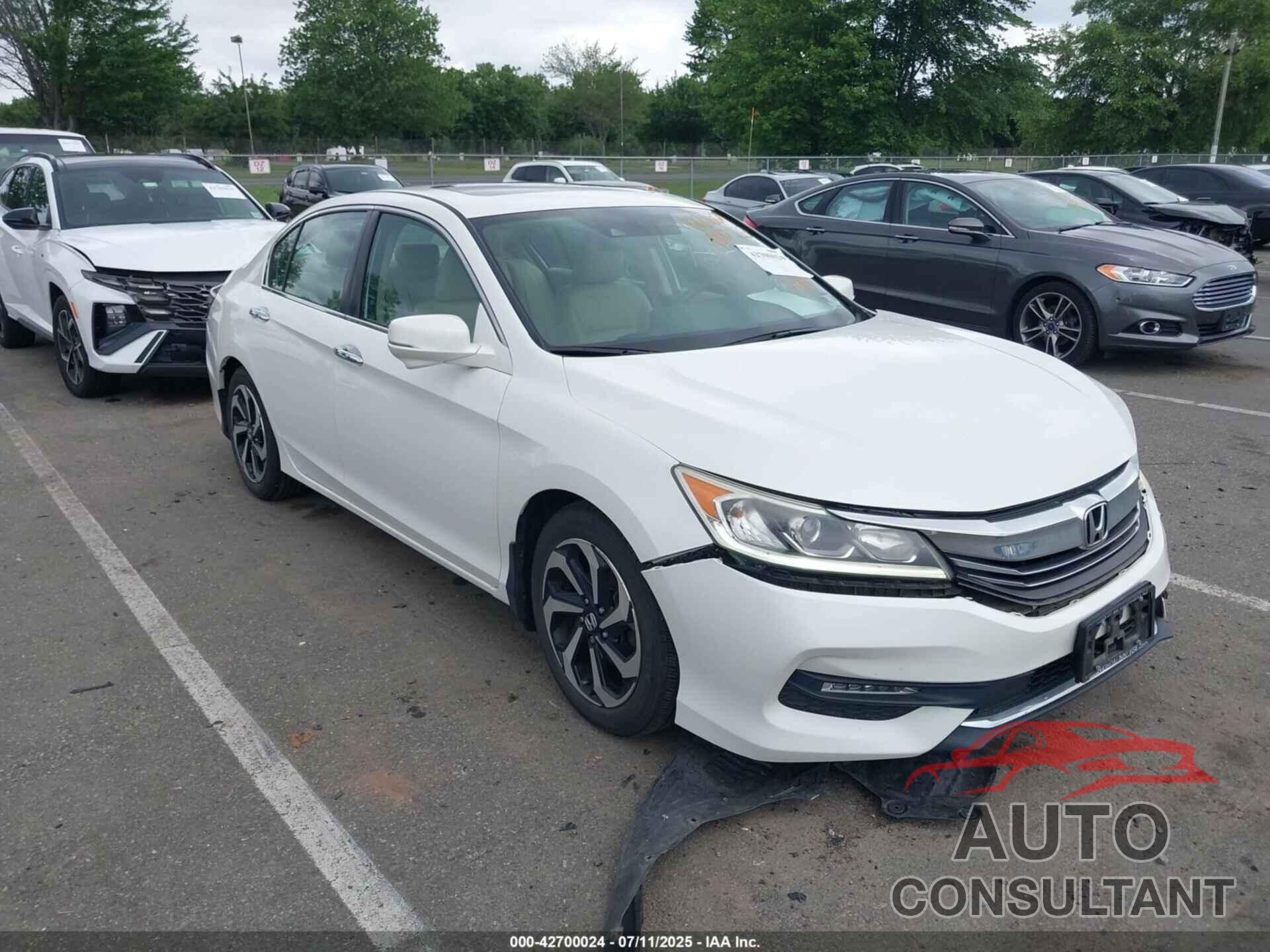 HONDA ACCORD 2017 - 1HGCR2F05HA081543
