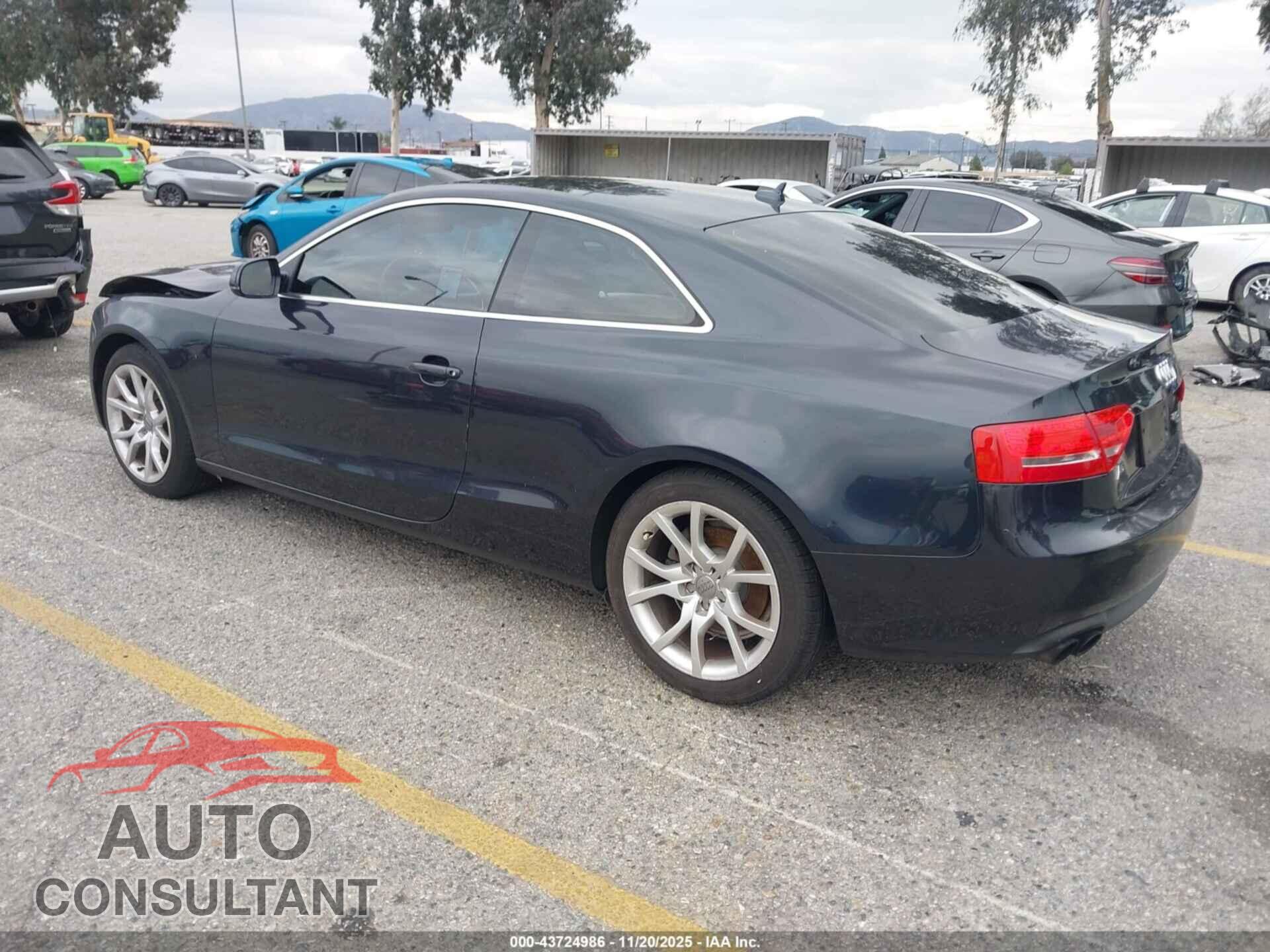 AUDI A5 2012 - WAULFAFR2CA044357