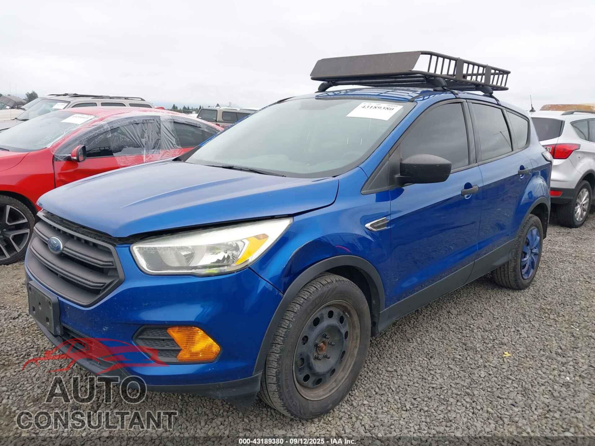 FORD ESCAPE 2017 - 1FMCU0F79HUB44586