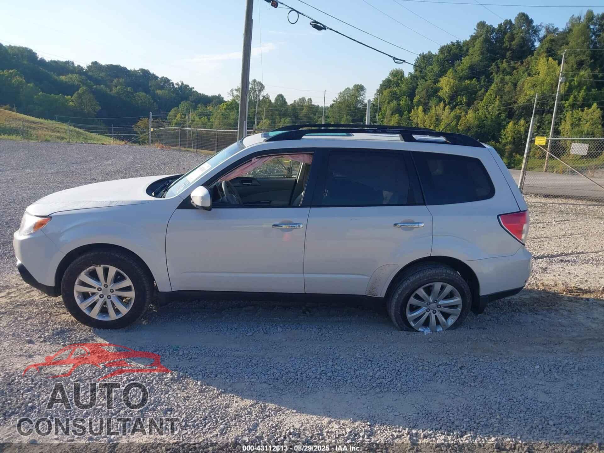 SUBARU FORESTER 2013 - JF2SHAEC0DH446541