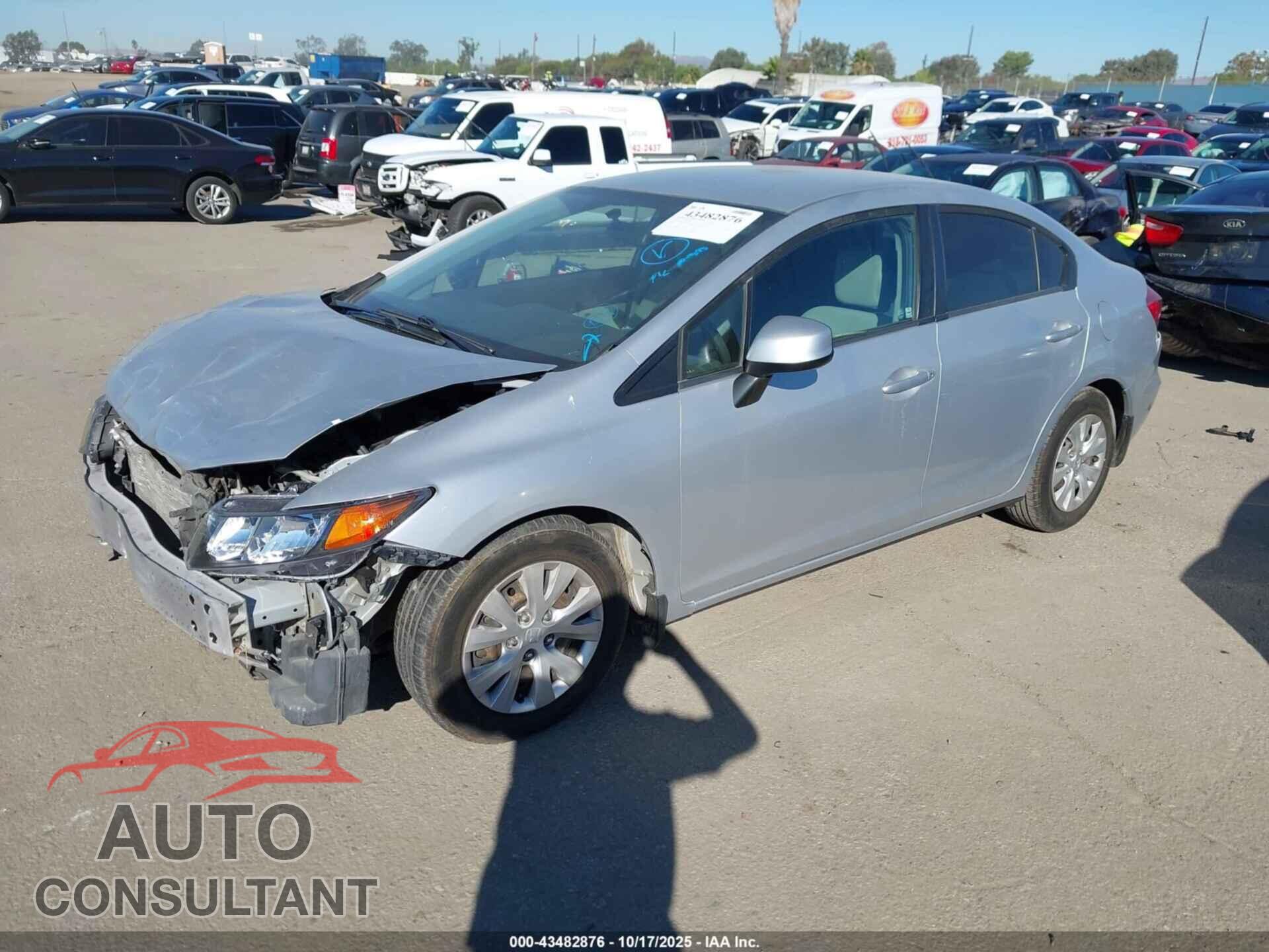 HONDA CIVIC 2012 - 2HGFB2F52CH573549