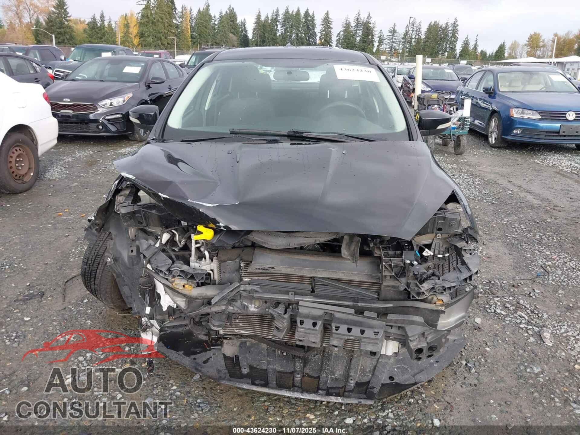 FORD FOCUS 2017 - 1FADP3F29HL334583