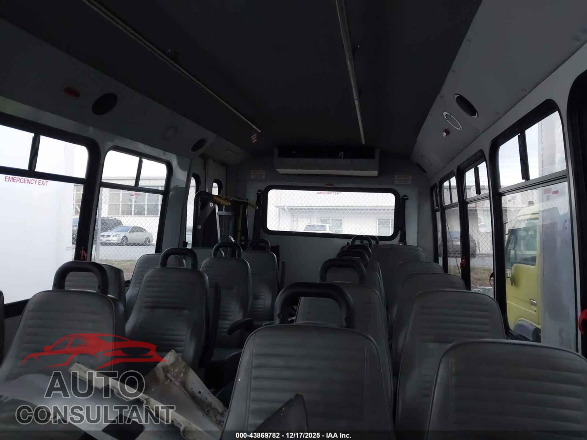 FORD E-450 CUTAWAY 2017 - 1FDFE4FS0HDC55761