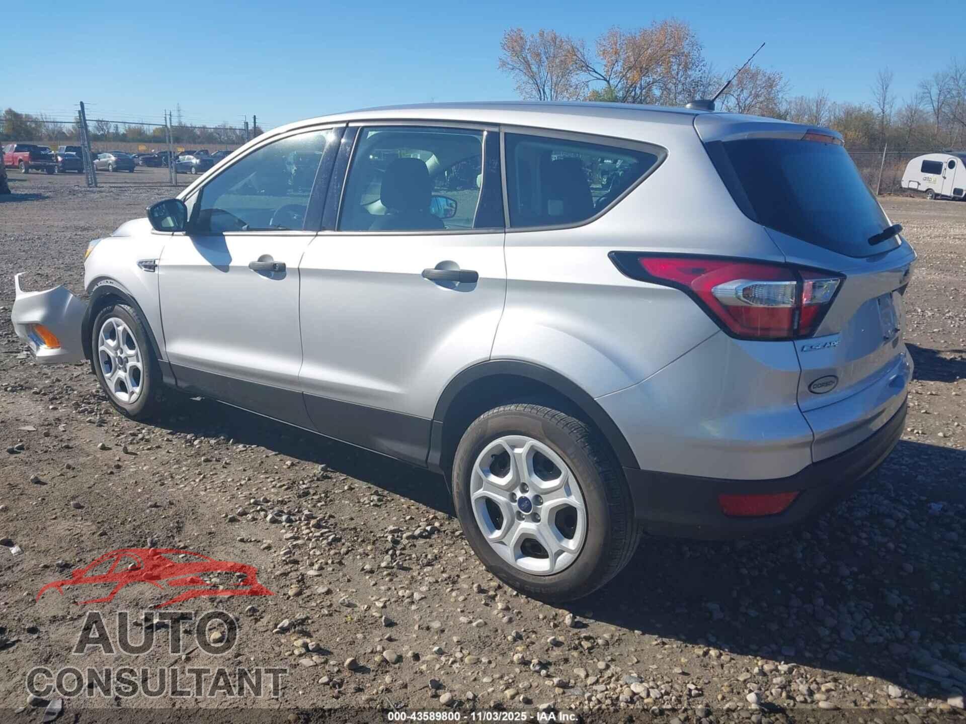 FORD ESCAPE 2017 - 1FMCU0F74HUB65264