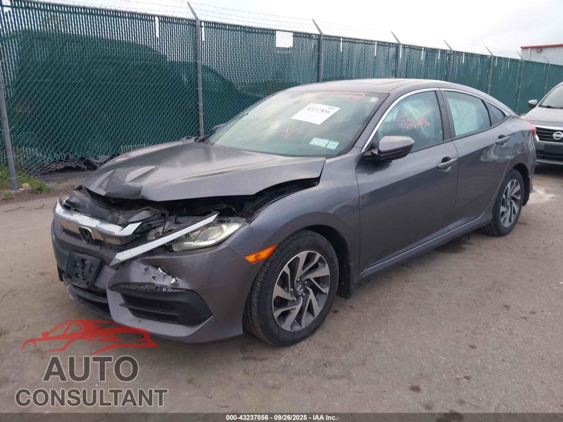 HONDA CIVIC 2017 - 19XFC2F78HE230826