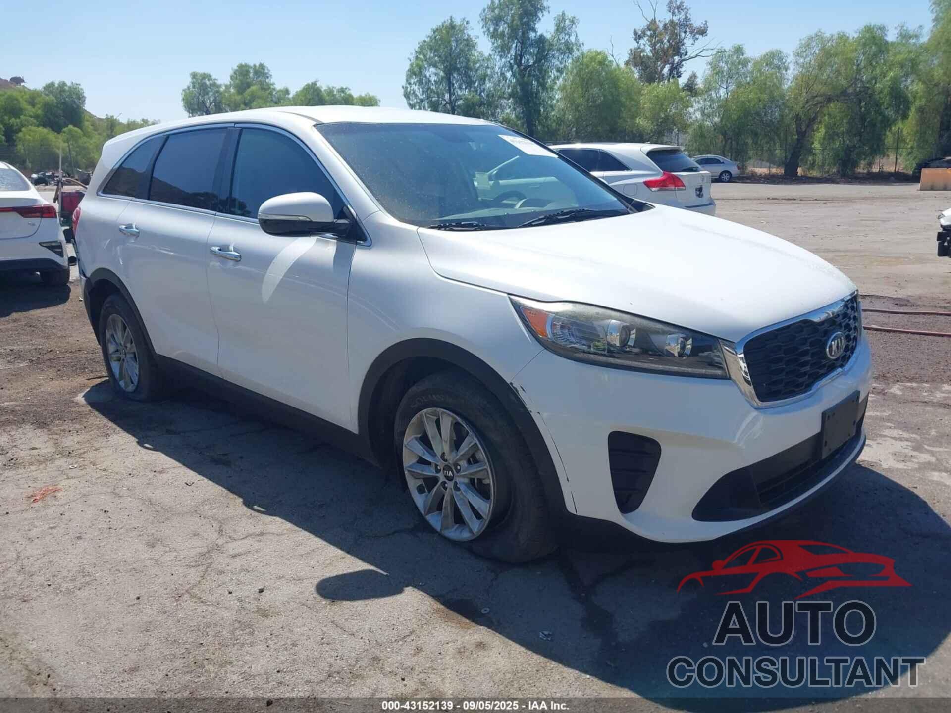 KIA SORENTO 2019 - 5XYPG4A30KG432515