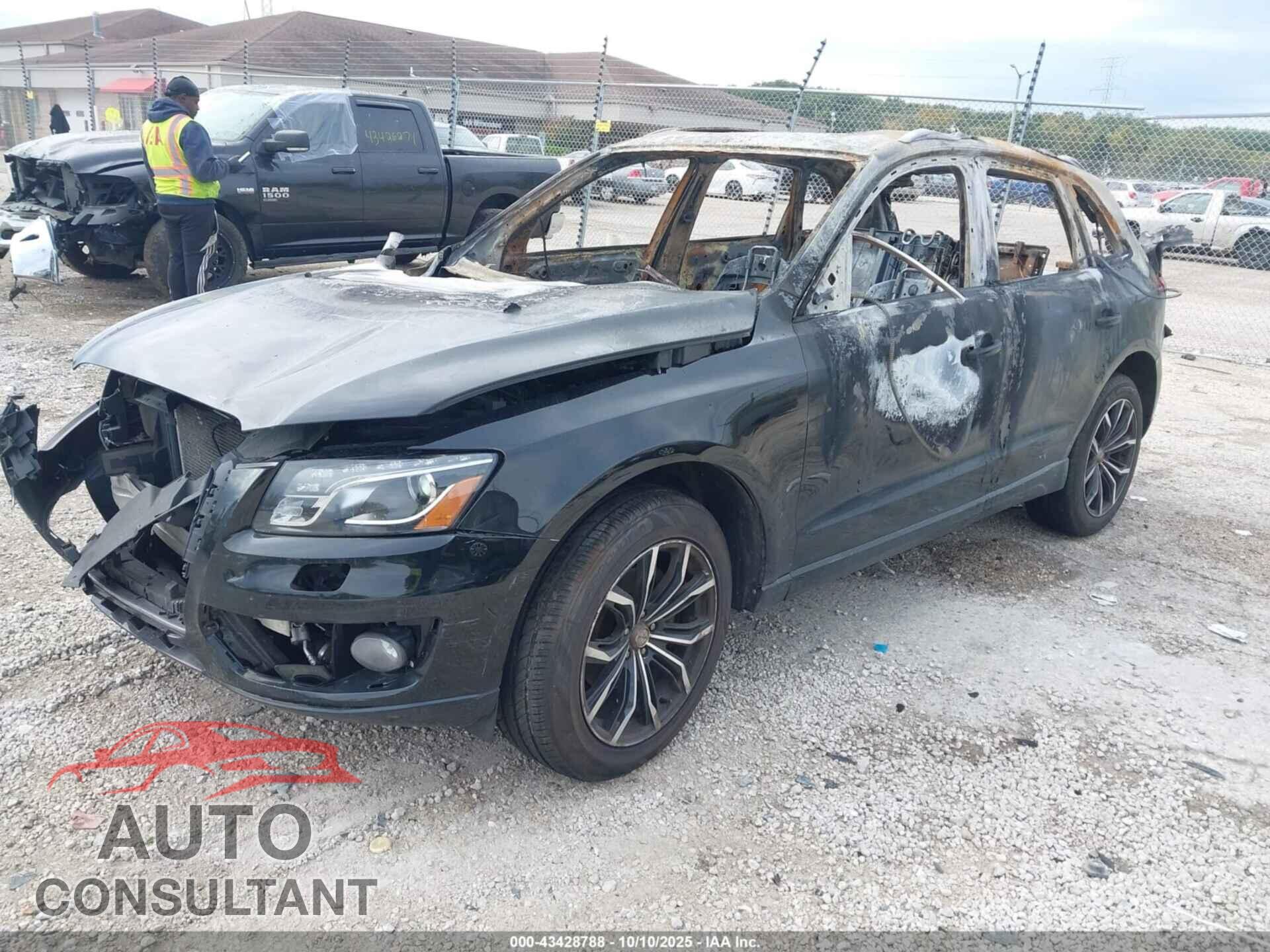 AUDI Q5 2012 - WA1VFCFP3CA137193