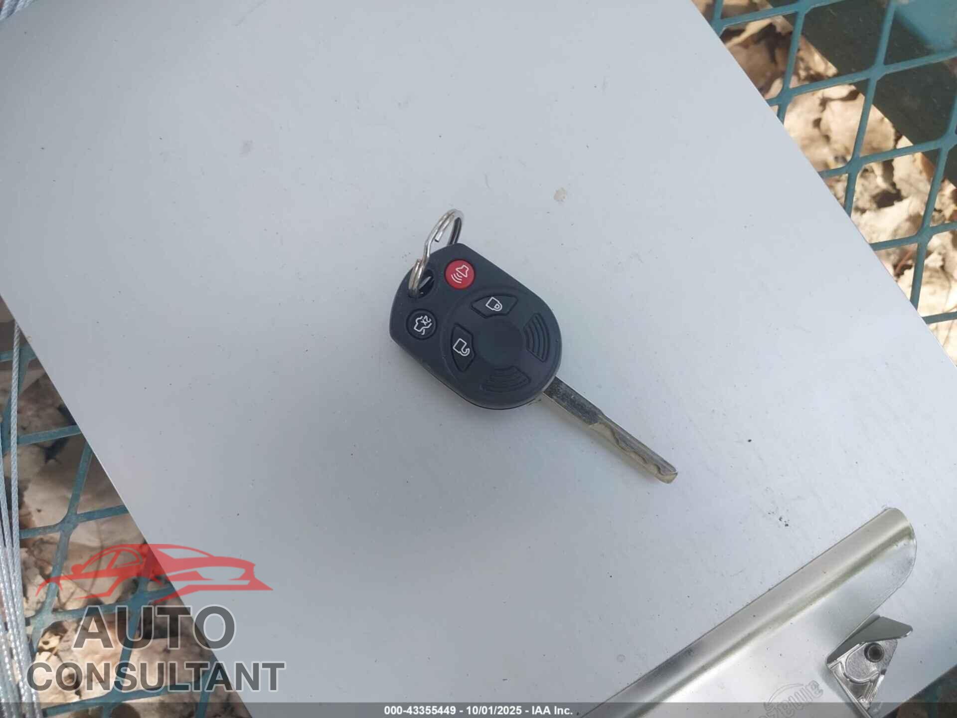 FORD FOCUS 2017 - 1FADP3F2XHL252913