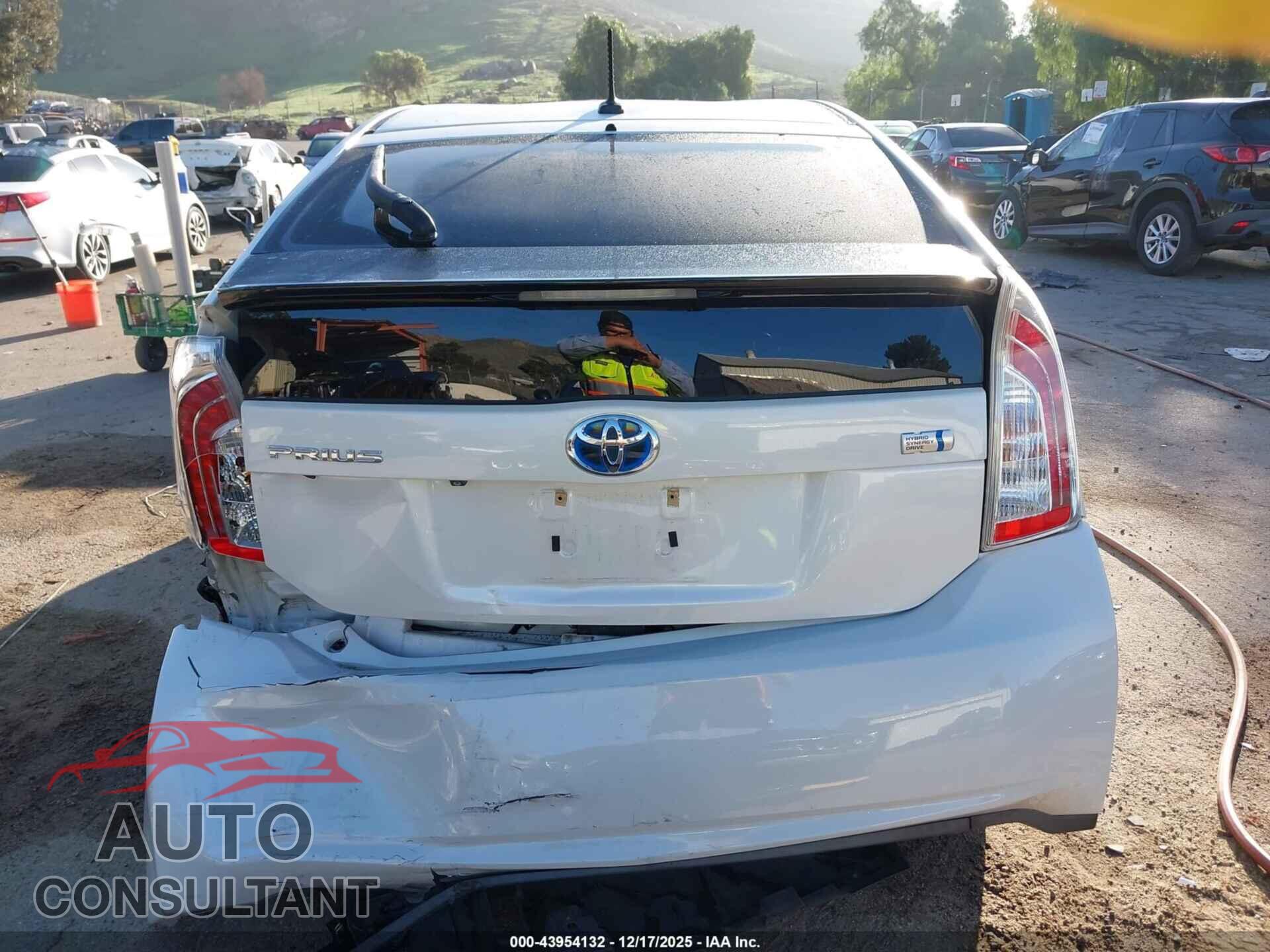 TOYOTA PRIUS 2013 - JTDKN3DU2D0337543