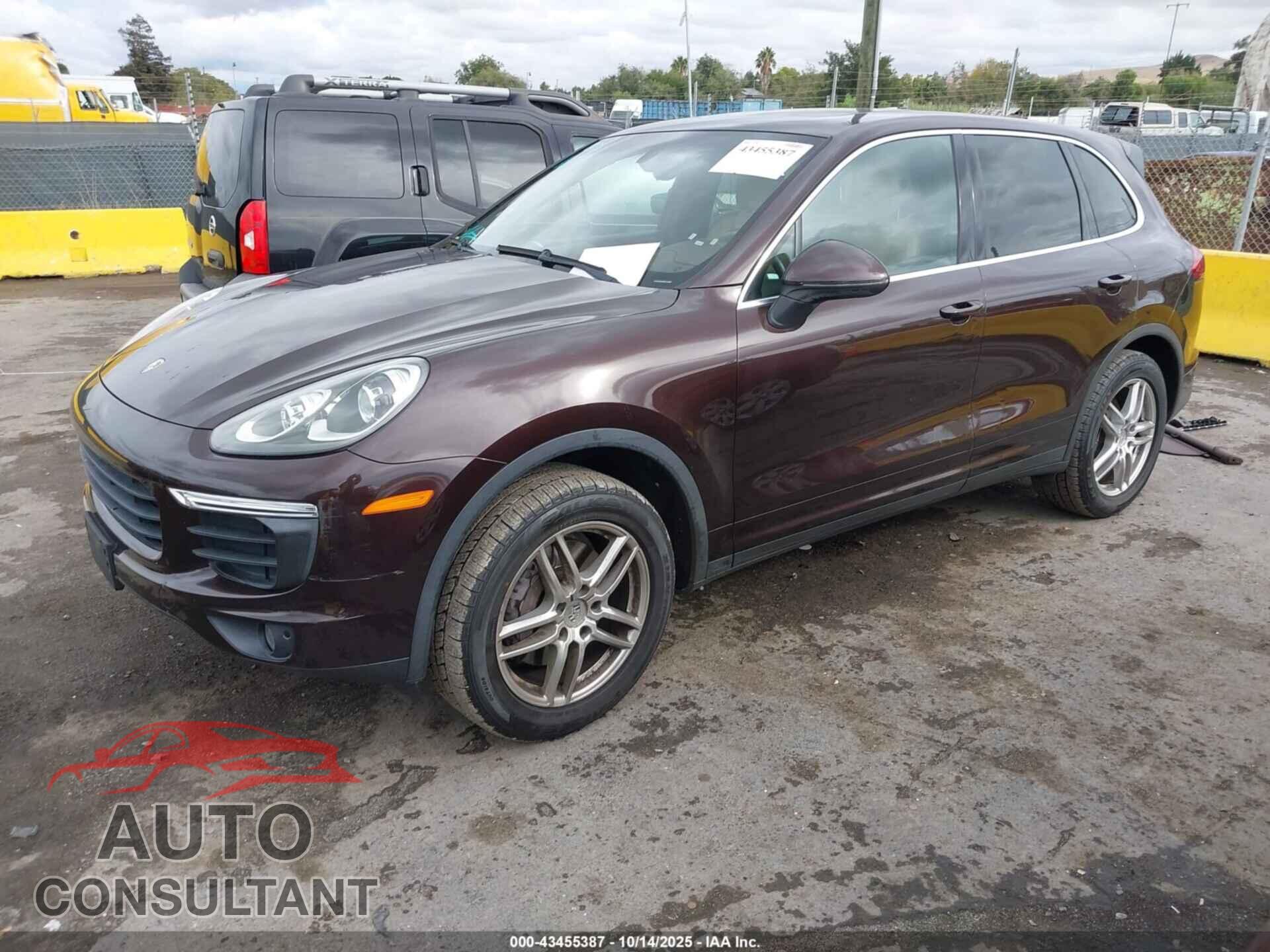 PORSCHE CAYENNE 2016 - WP1AA2A29GLA10966