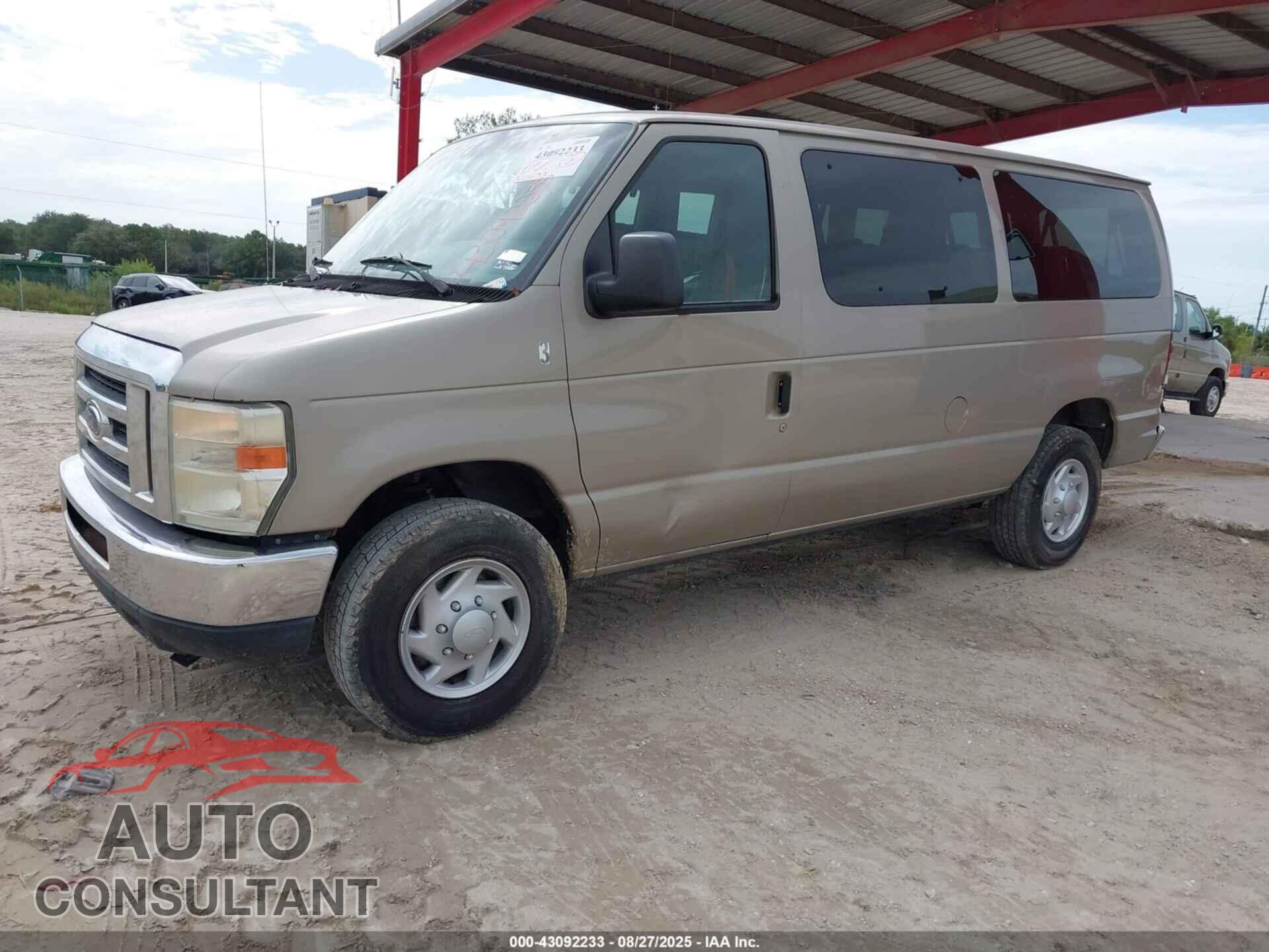 FORD E-350 SUPER DUTY 2013 - 1FBNE3BL7DDA87995