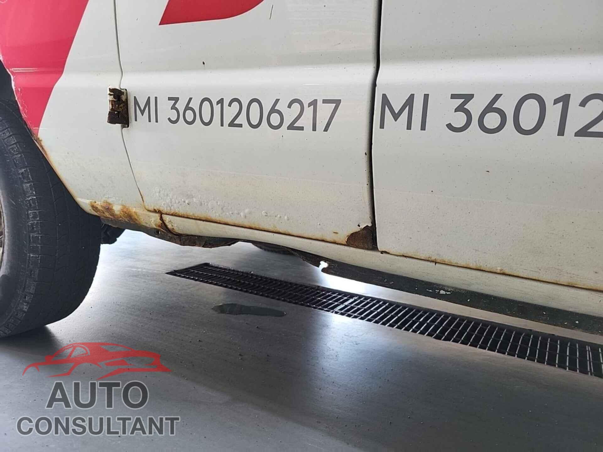 FORD ECONOLINE 2010 - 1FTNE2EL4ADA10319