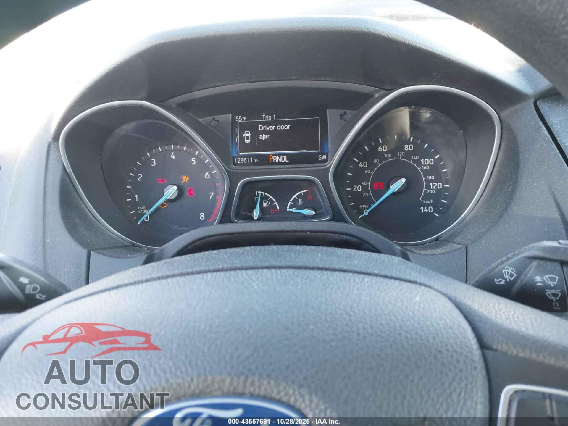 FORD FOCUS 2015 - 1FADP3F23FL362649