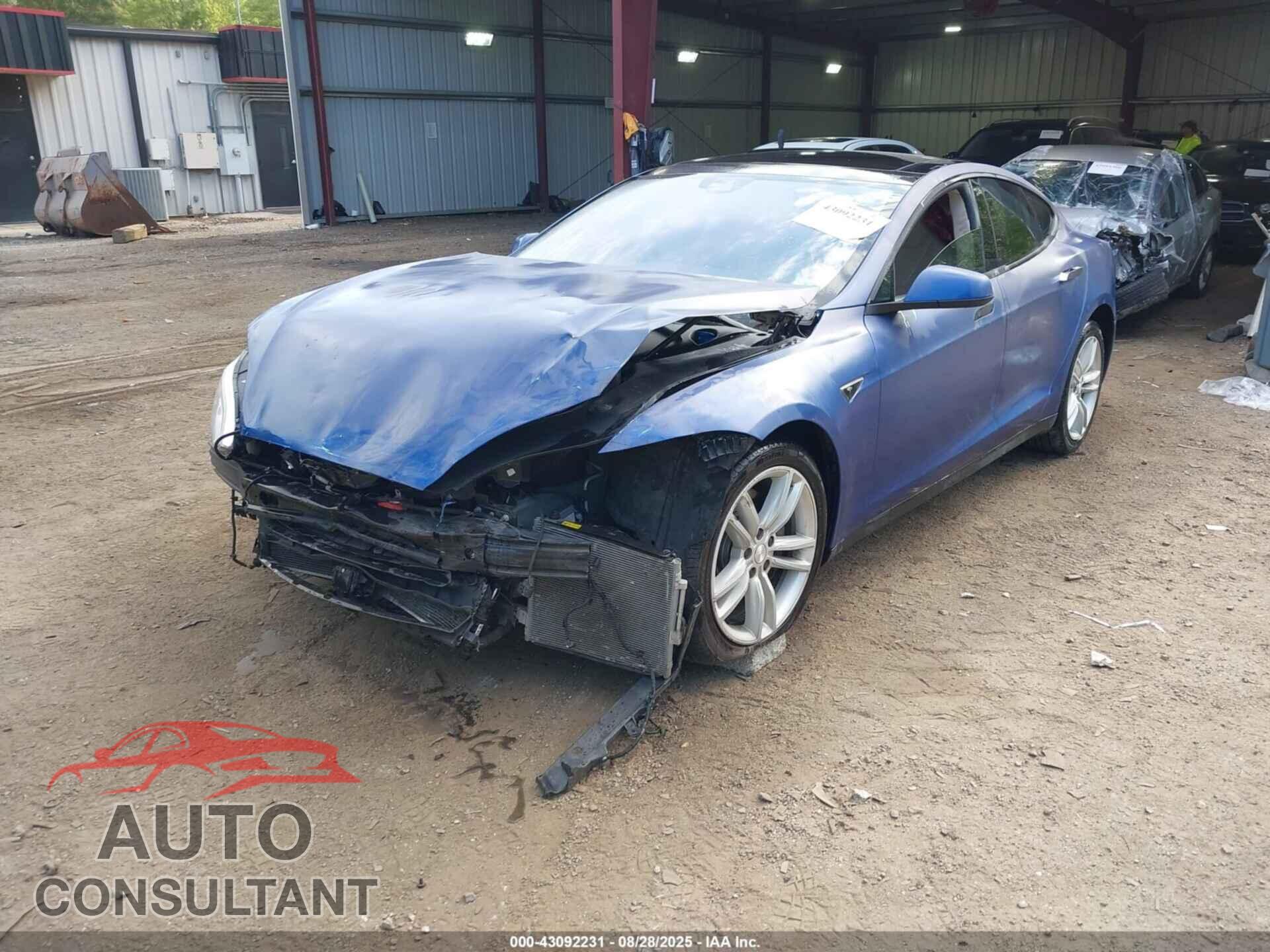 TESLA MODEL S 2015 - 5YJSA1H29FF083519