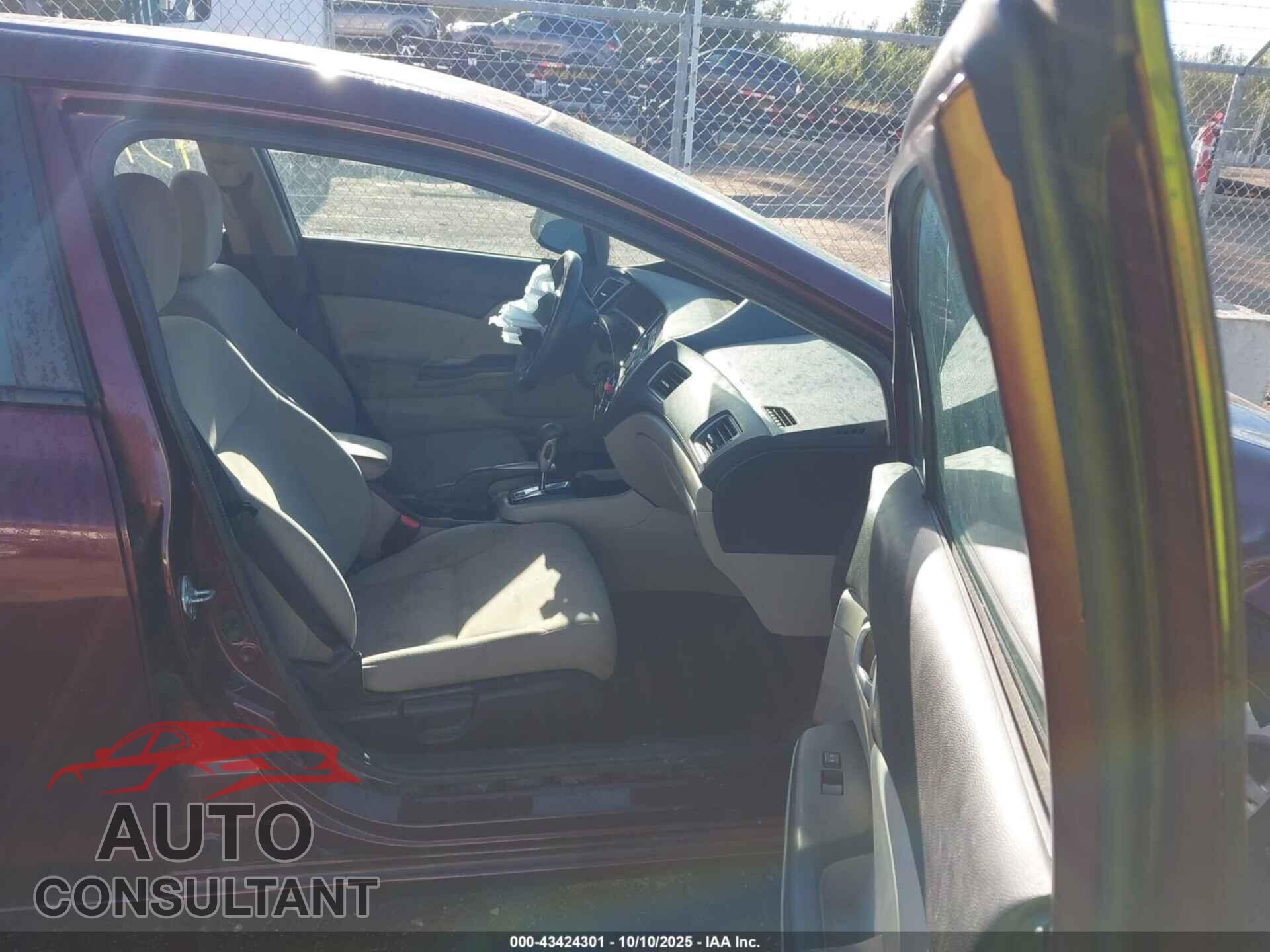 HONDA CIVIC 2013 - 19XFB2F59DE063887
