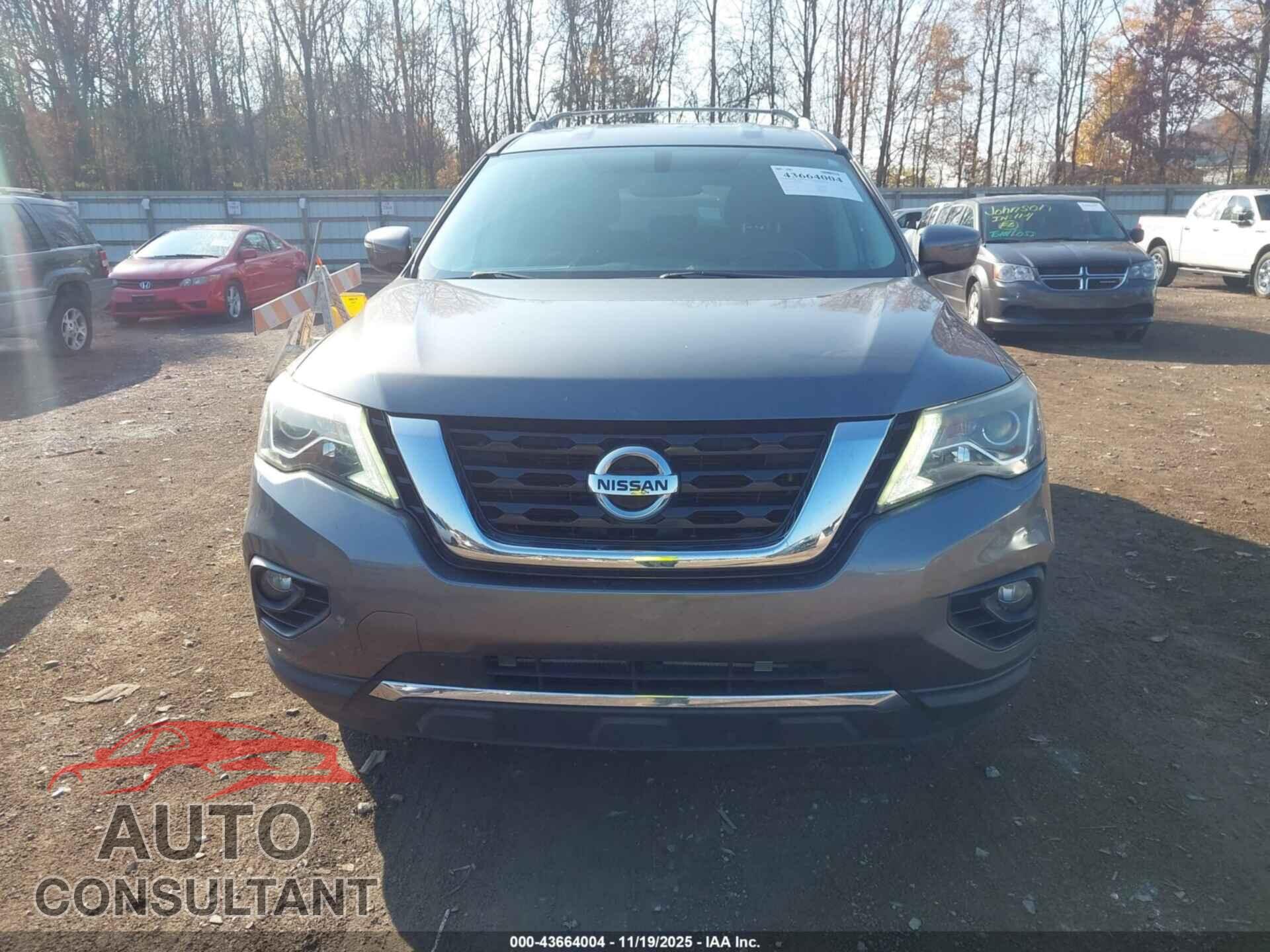NISSAN PATHFINDER 2017 - 5N1DR2MN3HC901619