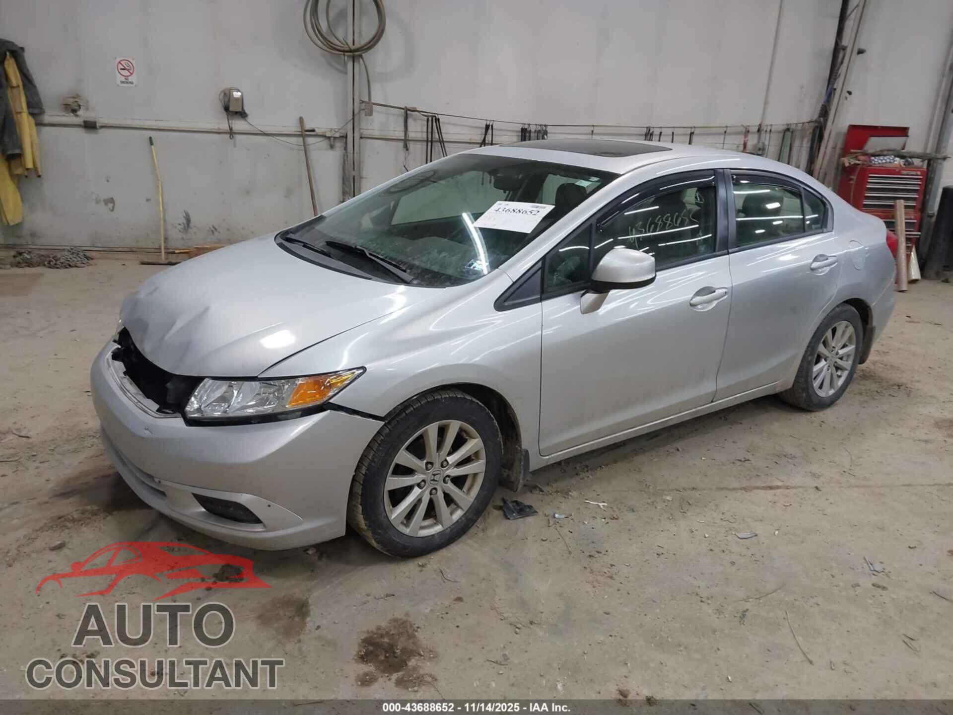 HONDA CIVIC 2012 - 2HGFB2F98CH528490