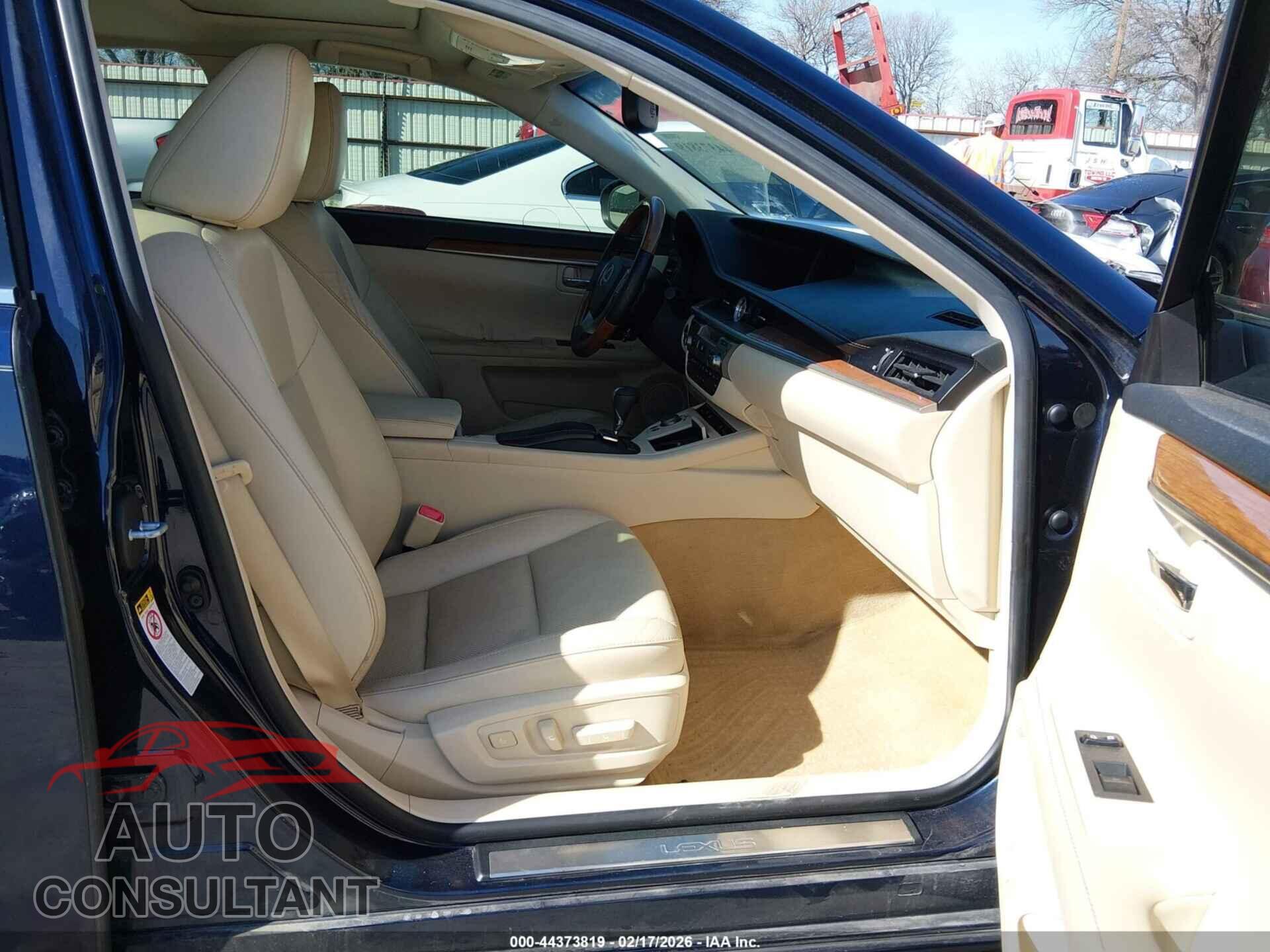 LEXUS ES 300H 2015 - JTHBW1GG5F2078575