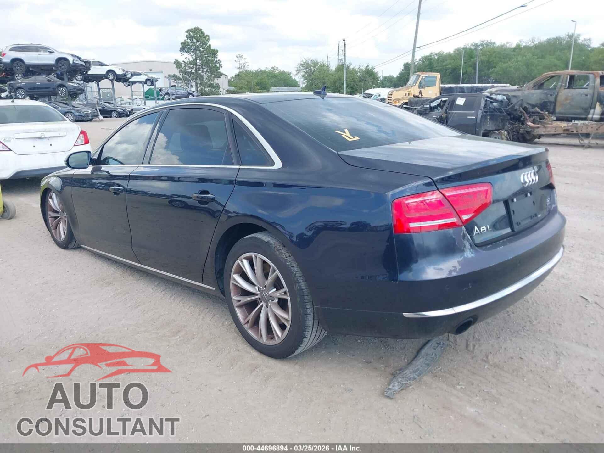 AUDI A8 L 2011 - WAURVAFD6BN016196