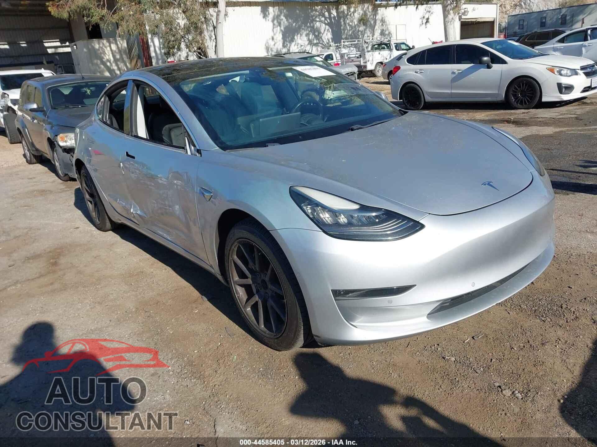 TESLA MODEL 3 2018 - 5YJ3E1EA2JF044123