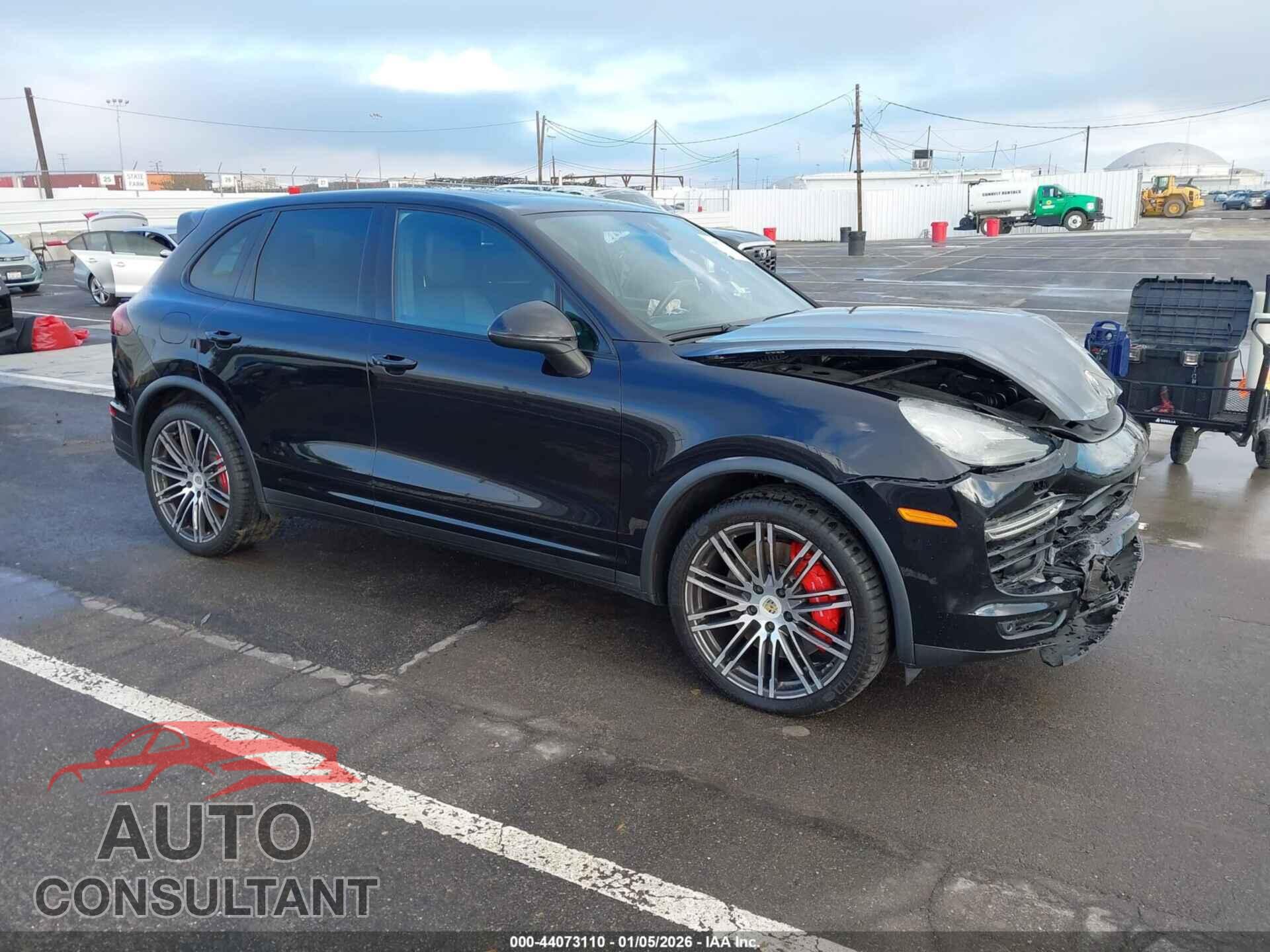 PORSCHE CAYENNE 2016 - WP1AC2A27GLA88477