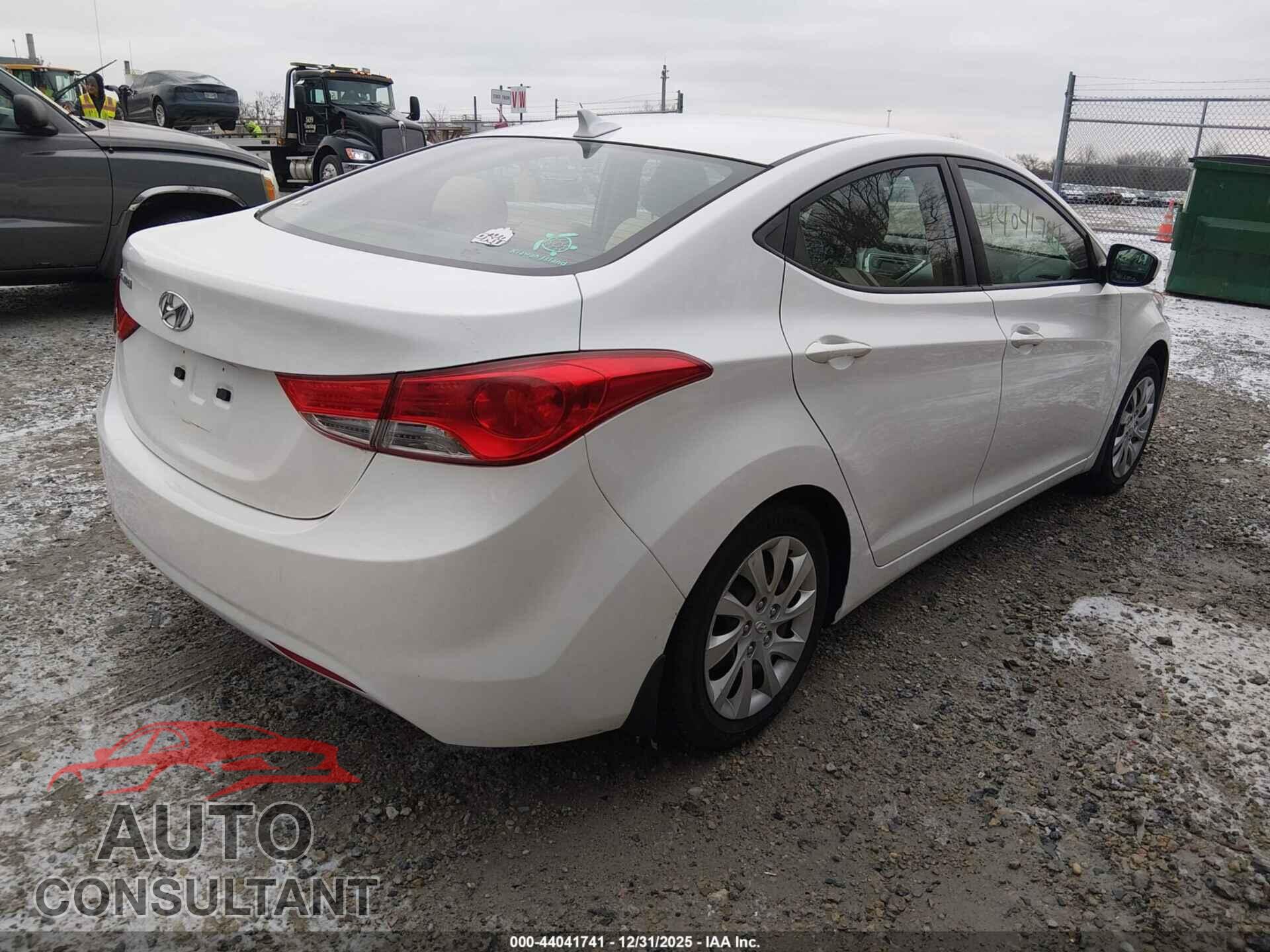 HYUNDAI ELANTRA 2012 - 5NPDH4AE4CH119236