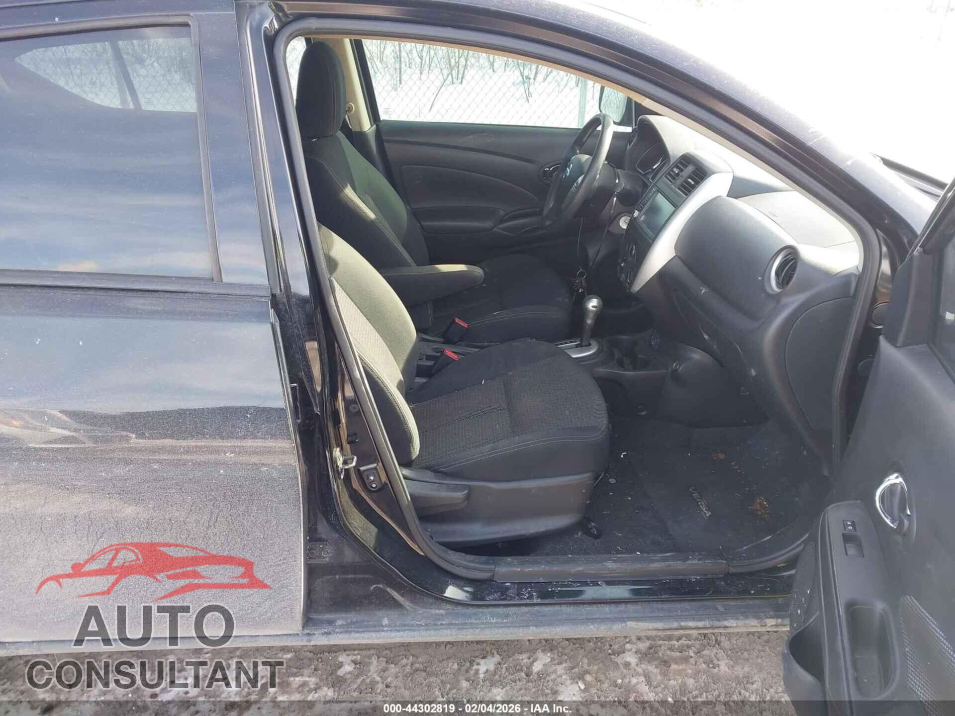 NISSAN VERSA 2019 - 3N1CN7AP3KL844710