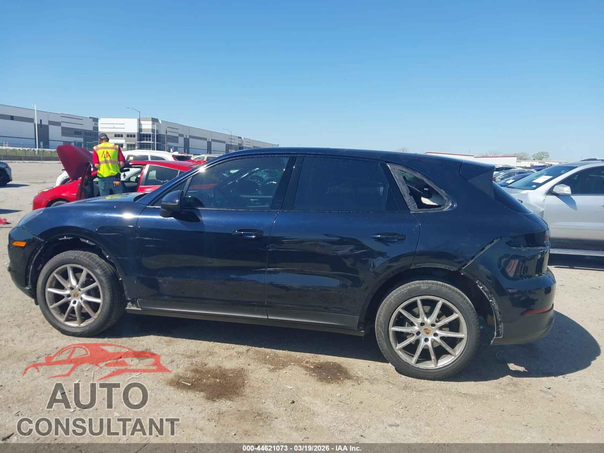 PORSCHE CAYENNE 2019 - WP1AA2AY3KDA12218