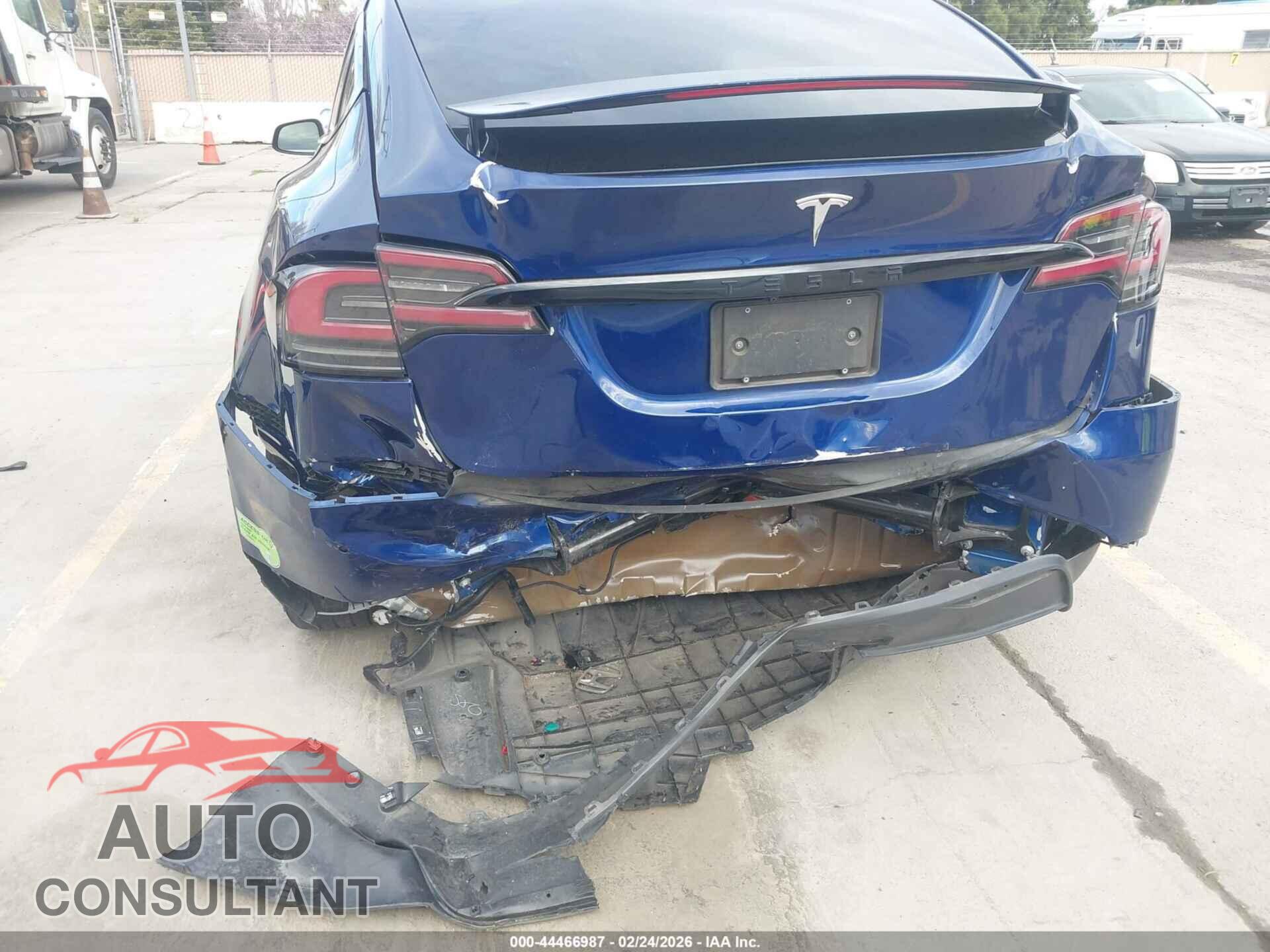 TESLA MODEL X 2023 - 7SAXCAE5XPF377952