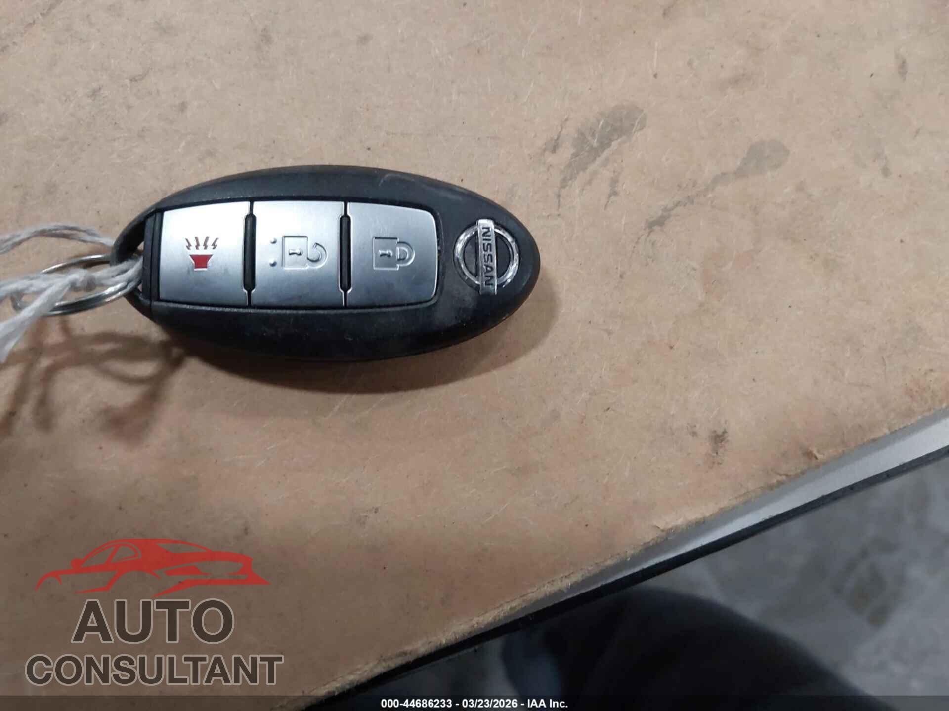 NISSAN ROGUE 2015 - KNMAT2MV2FP575357