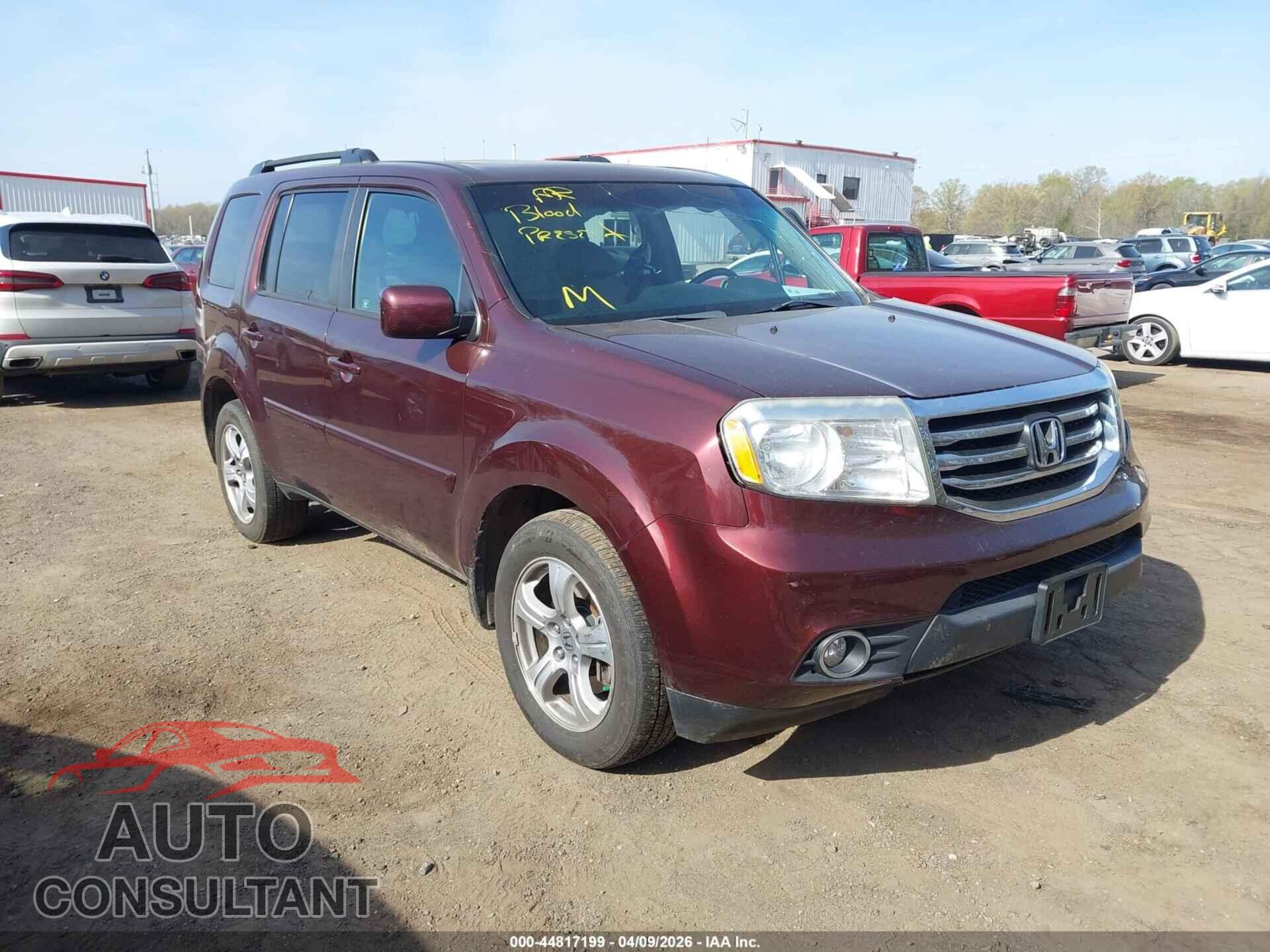 HONDA PILOT 2012 - 5FNYF4H51CB070332