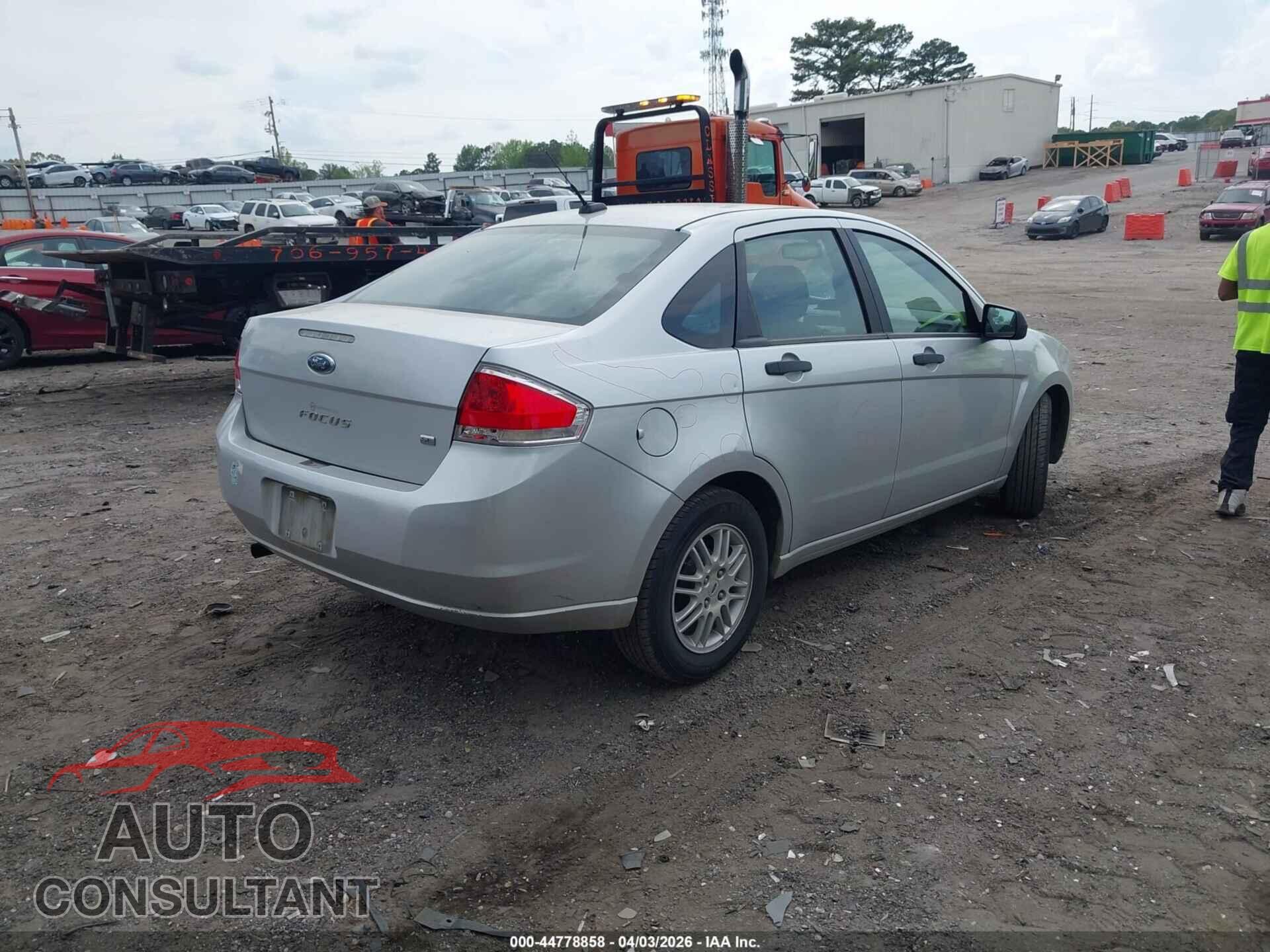 FORD FOCUS 2011 - 1FAHP3FN2BW178159