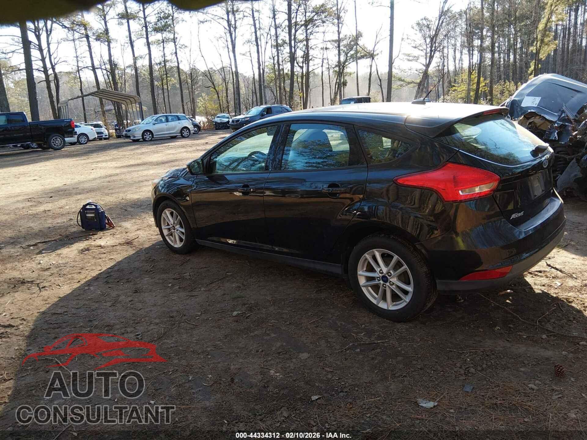 FORD FOCUS 2017 - 1FADP3K2XHL252593