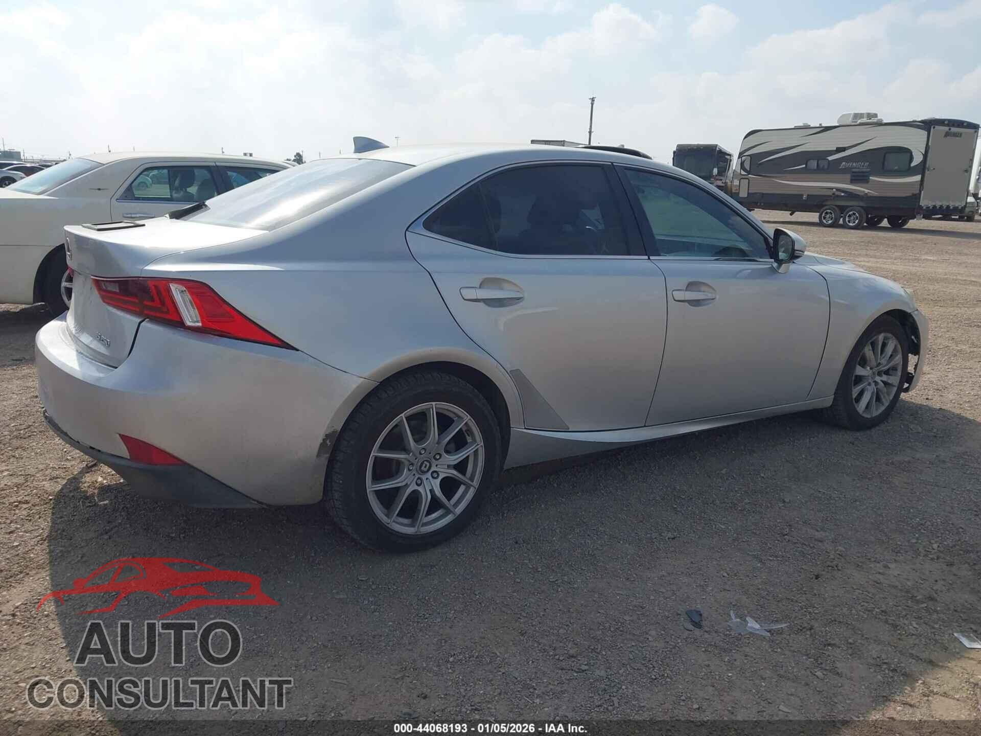 LEXUS IS 250 2015 - JTHBF1D20F5063070