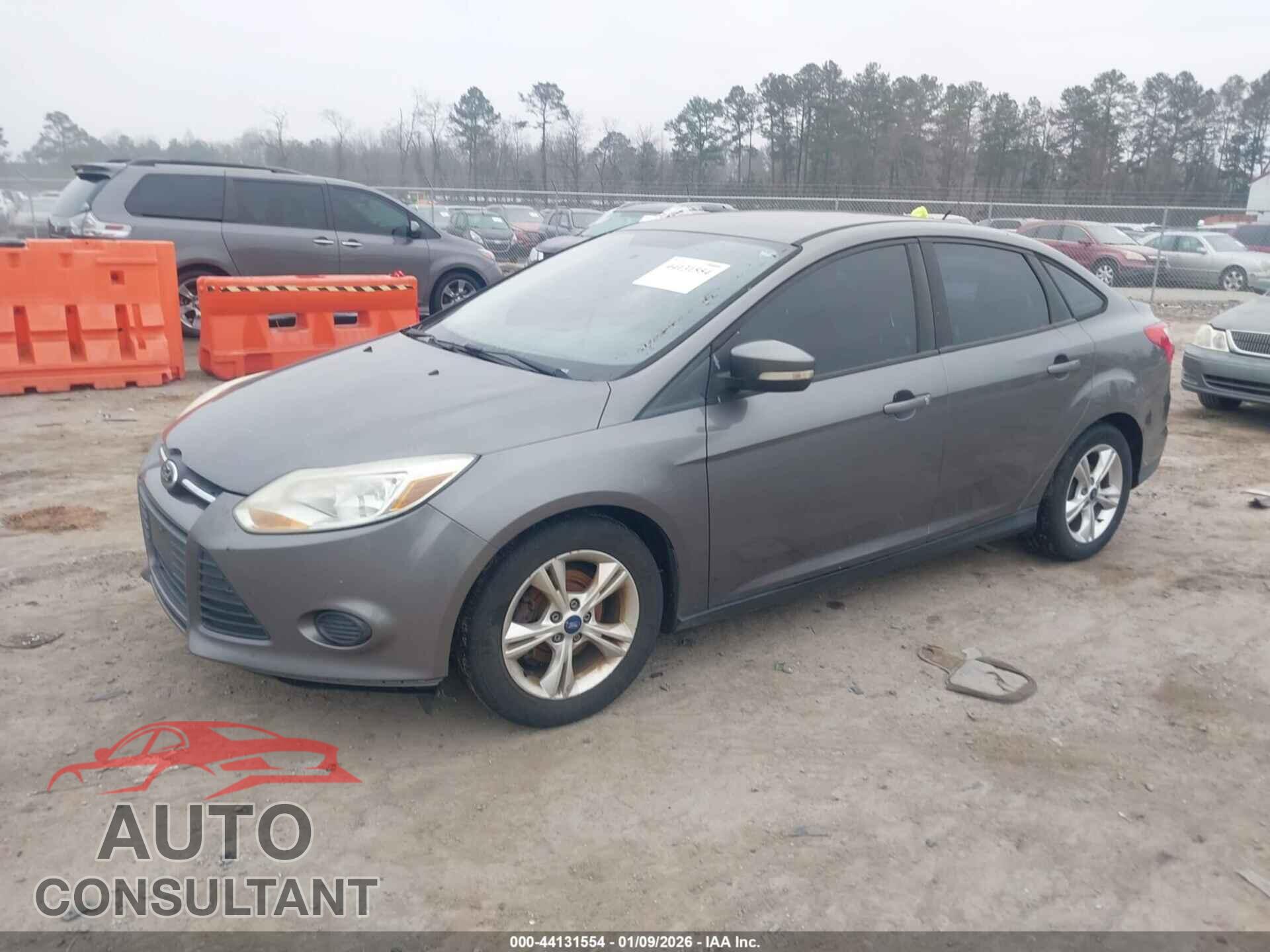 FORD FOCUS 2013 - 1FADP3F27DL180577