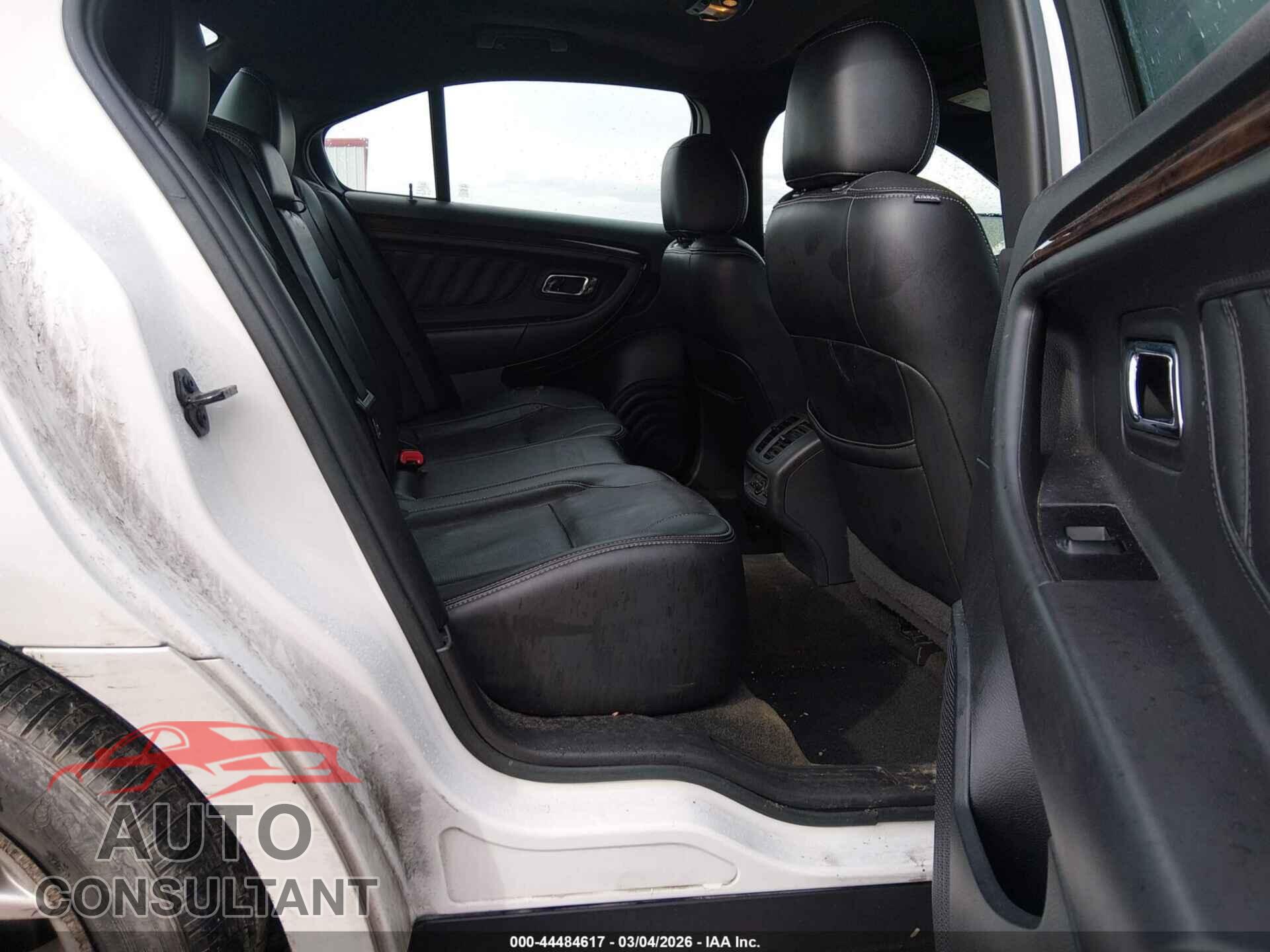 FORD TAURUS 2013 - 1FAHP2F82DG229631