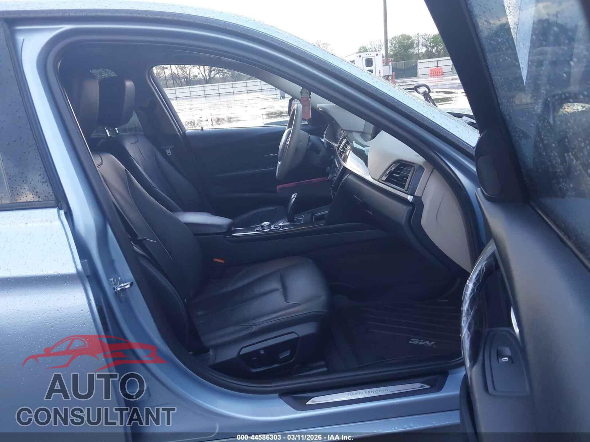 BMW 328I 2012 - WBA3A5C54CF350163