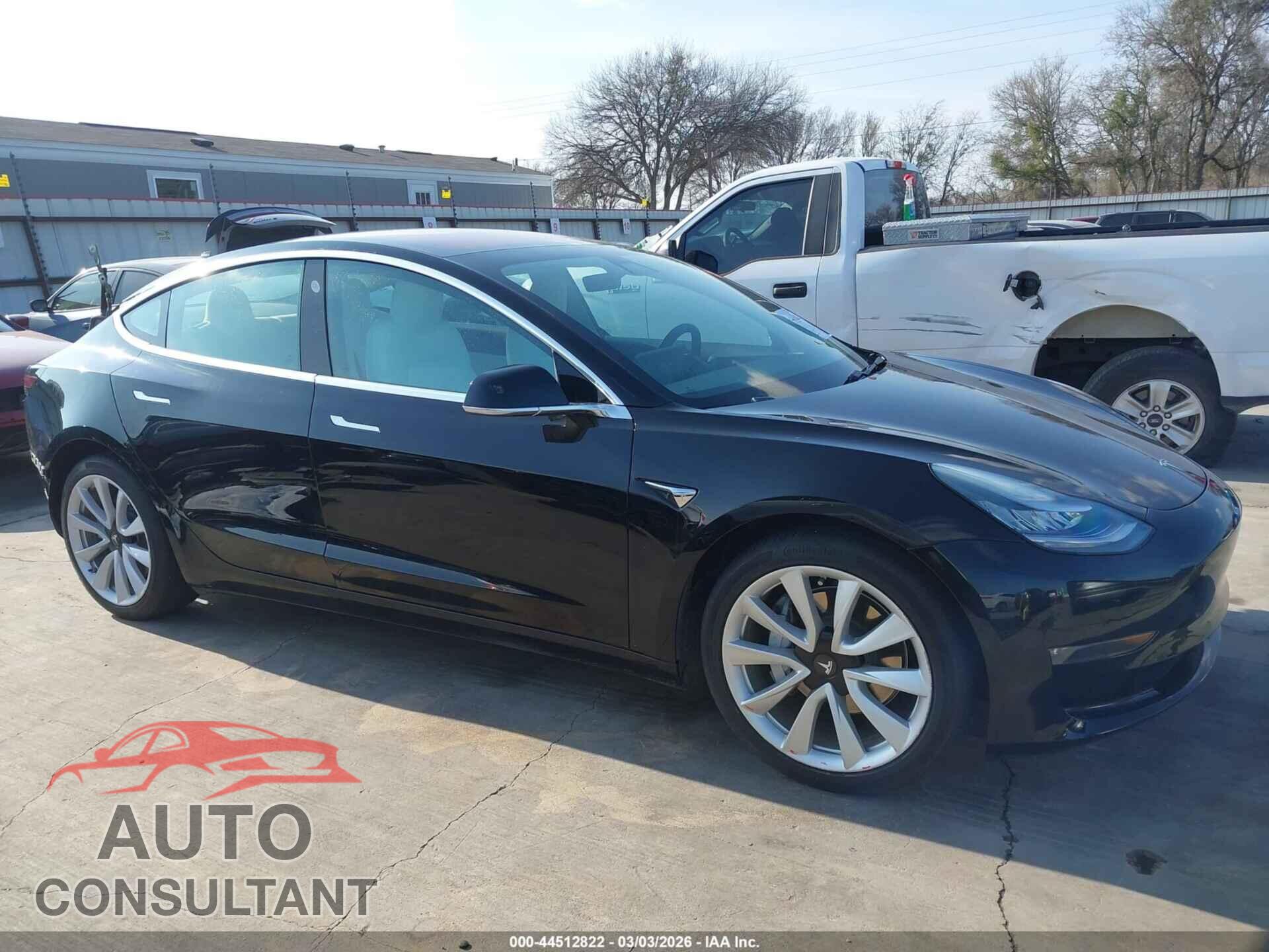 TESLA MODEL 3 2018 - 5YJ3E1EB0JF188276
