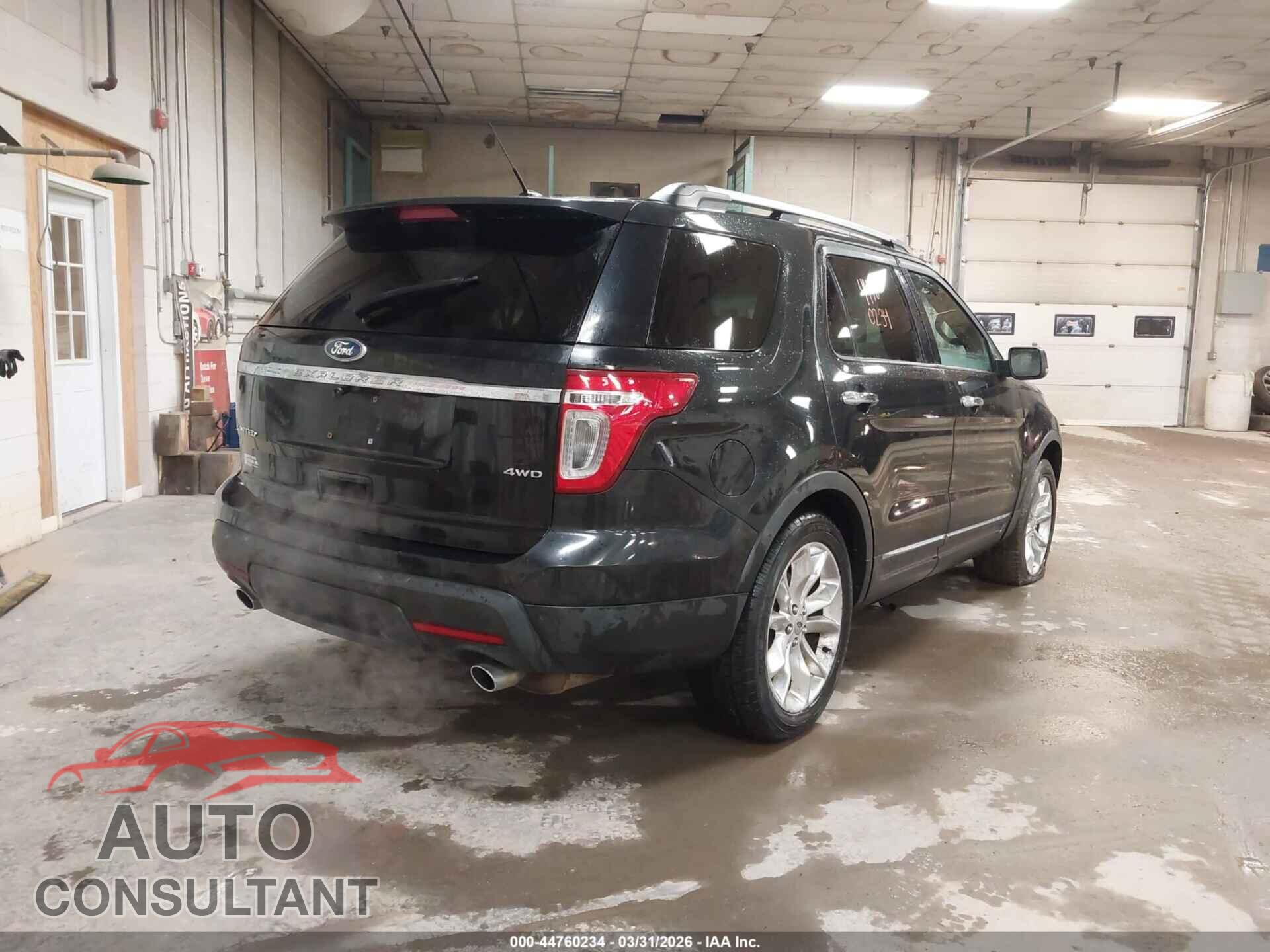 FORD EXPLORER 2011 - 1FMHK8F88BGA13352