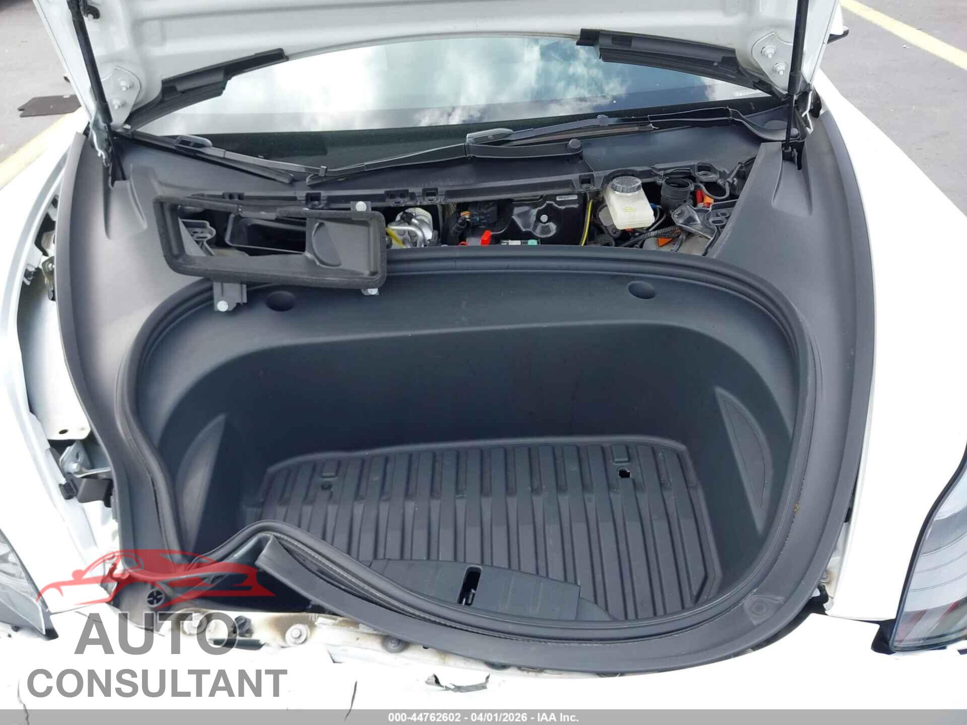 TESLA MODEL 3 2023 - 5YJ3E1EA5PF600711