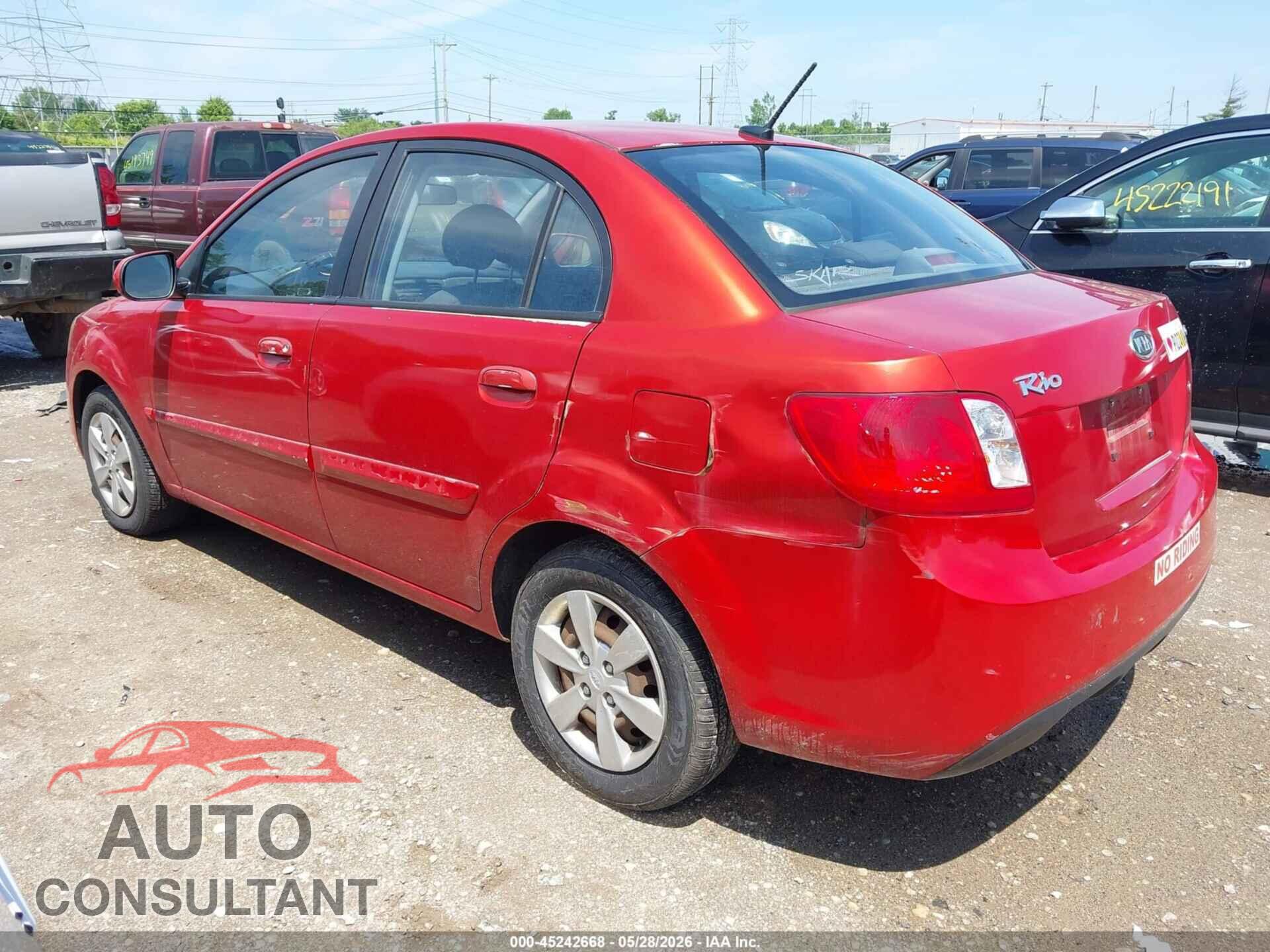 KIA RIO 2011 - KNADH4A30B6955873