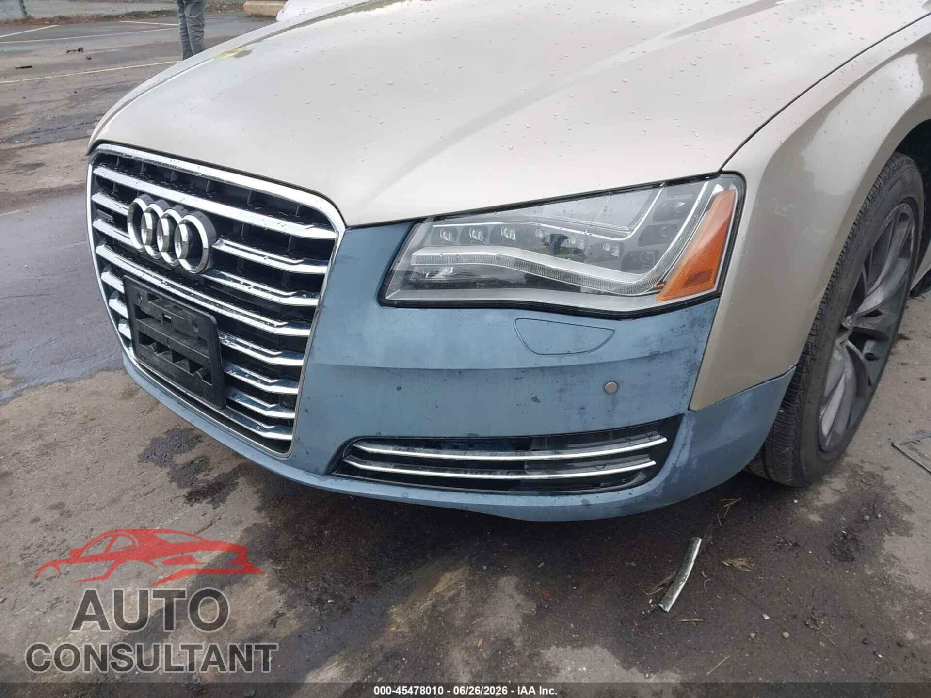 AUDI A8 L 2012 - WAURVAFD1CN021873