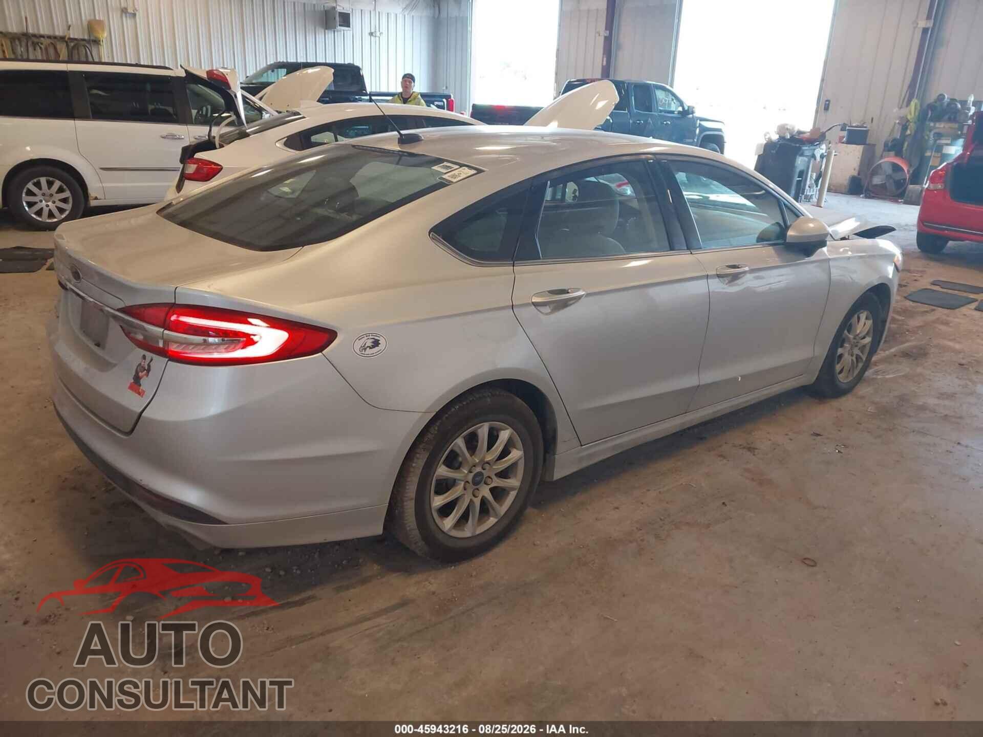 FORD FUSION 2017 - 3FA6P0G72HR174694