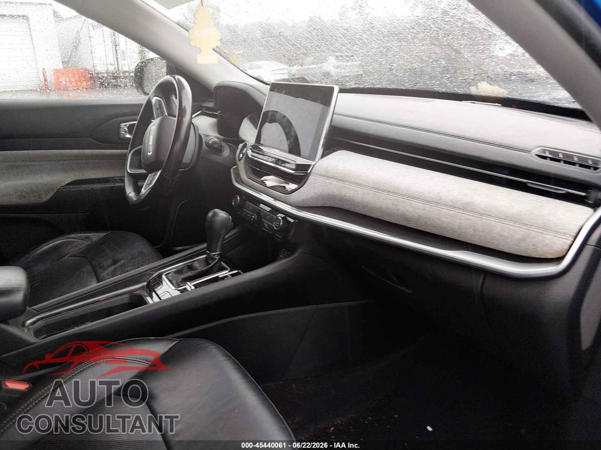 JEEP COMPASS 2022 - 3C4NJDFB7NT117376