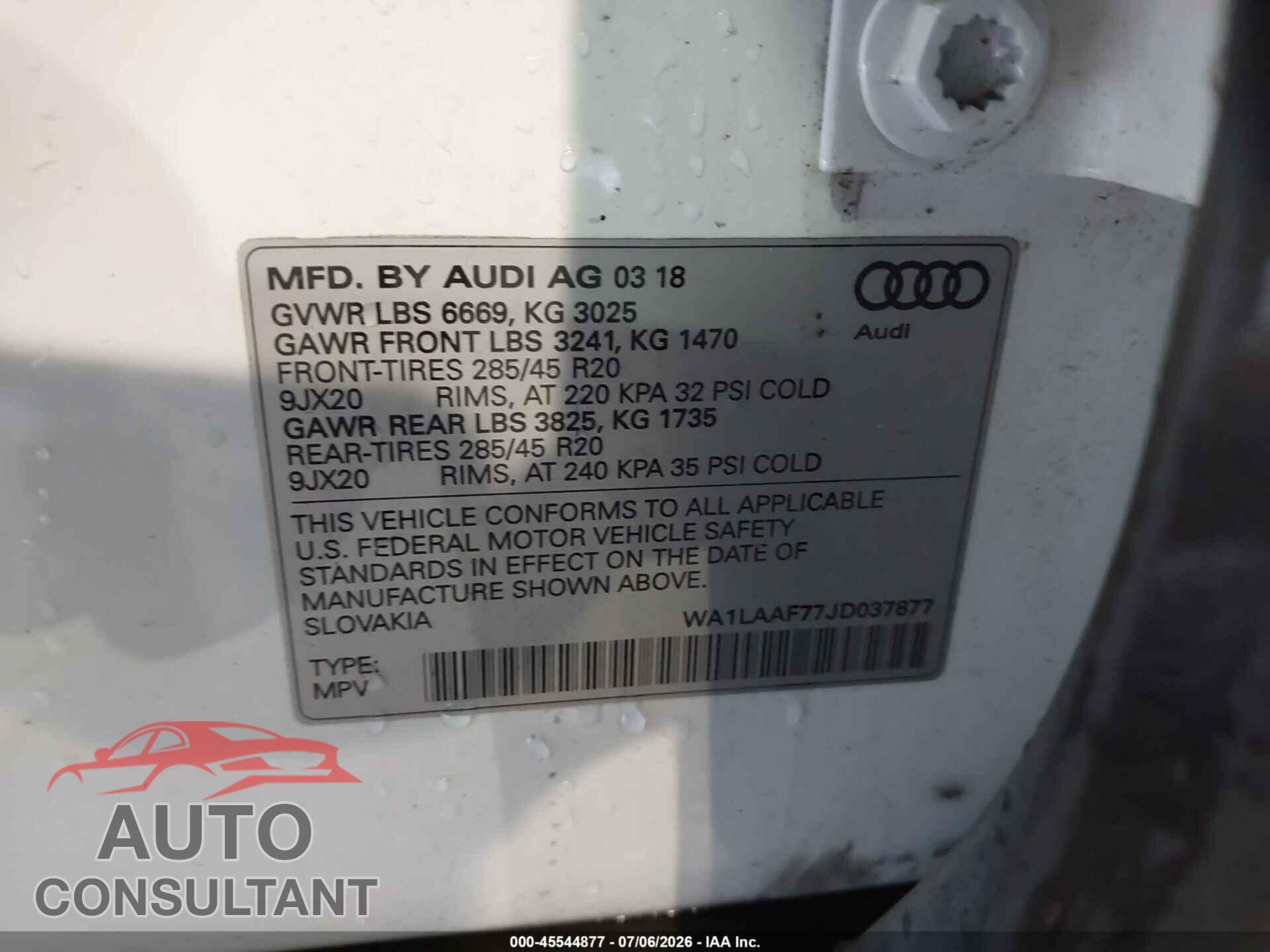 AUDI Q7 2018 - WA1LAAF77JD037877