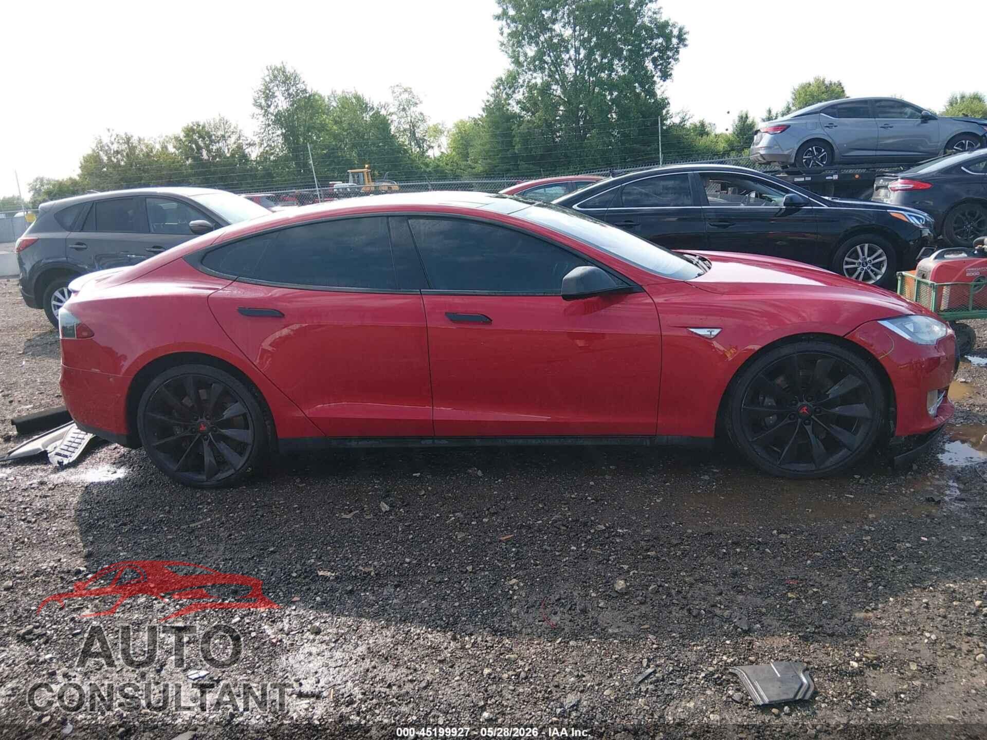 TESLA MODEL S 2013 - 5YJSA1DP4DFP24087