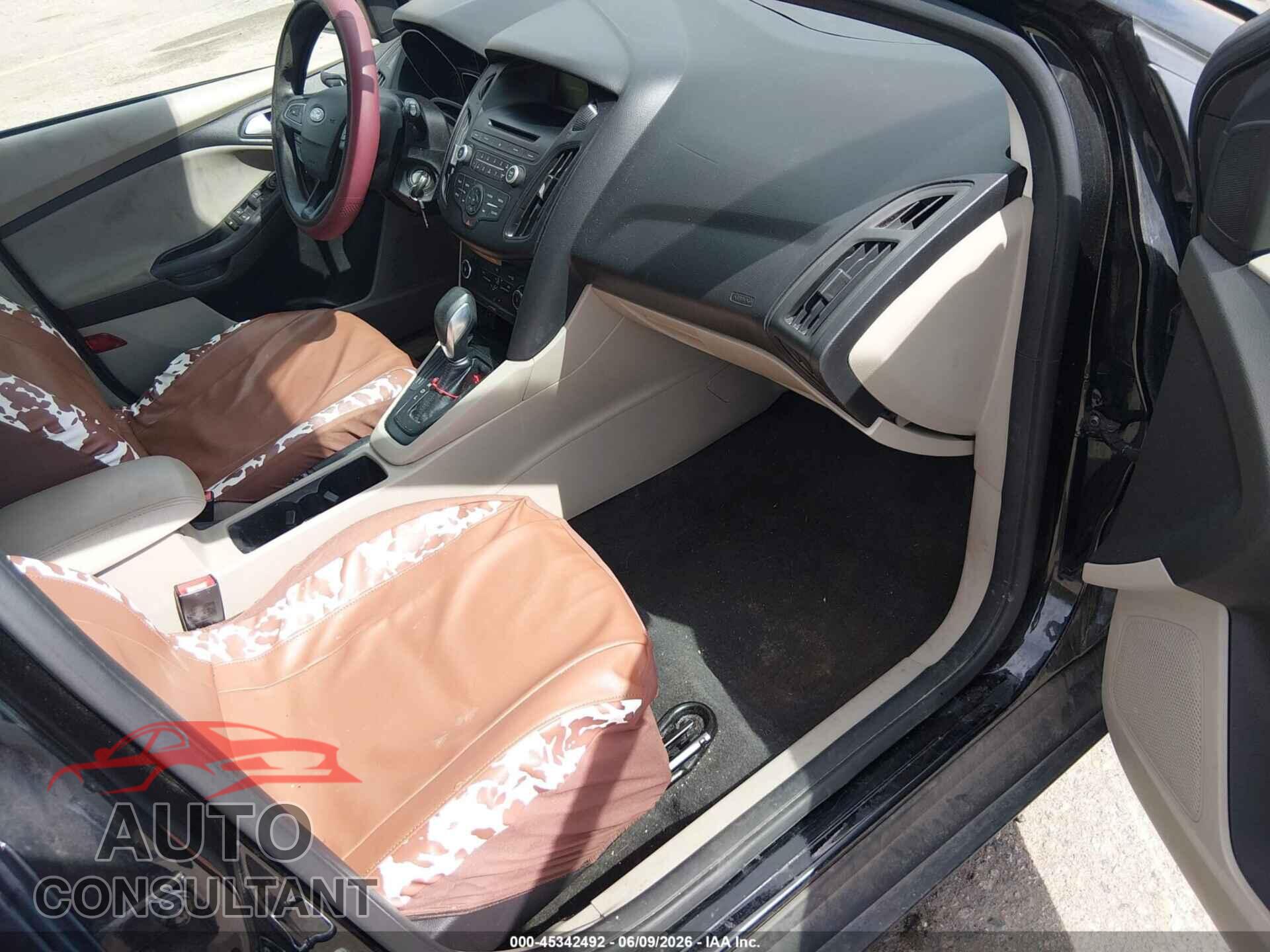 FORD FOCUS 2017 - 1FADP3K29HL224848