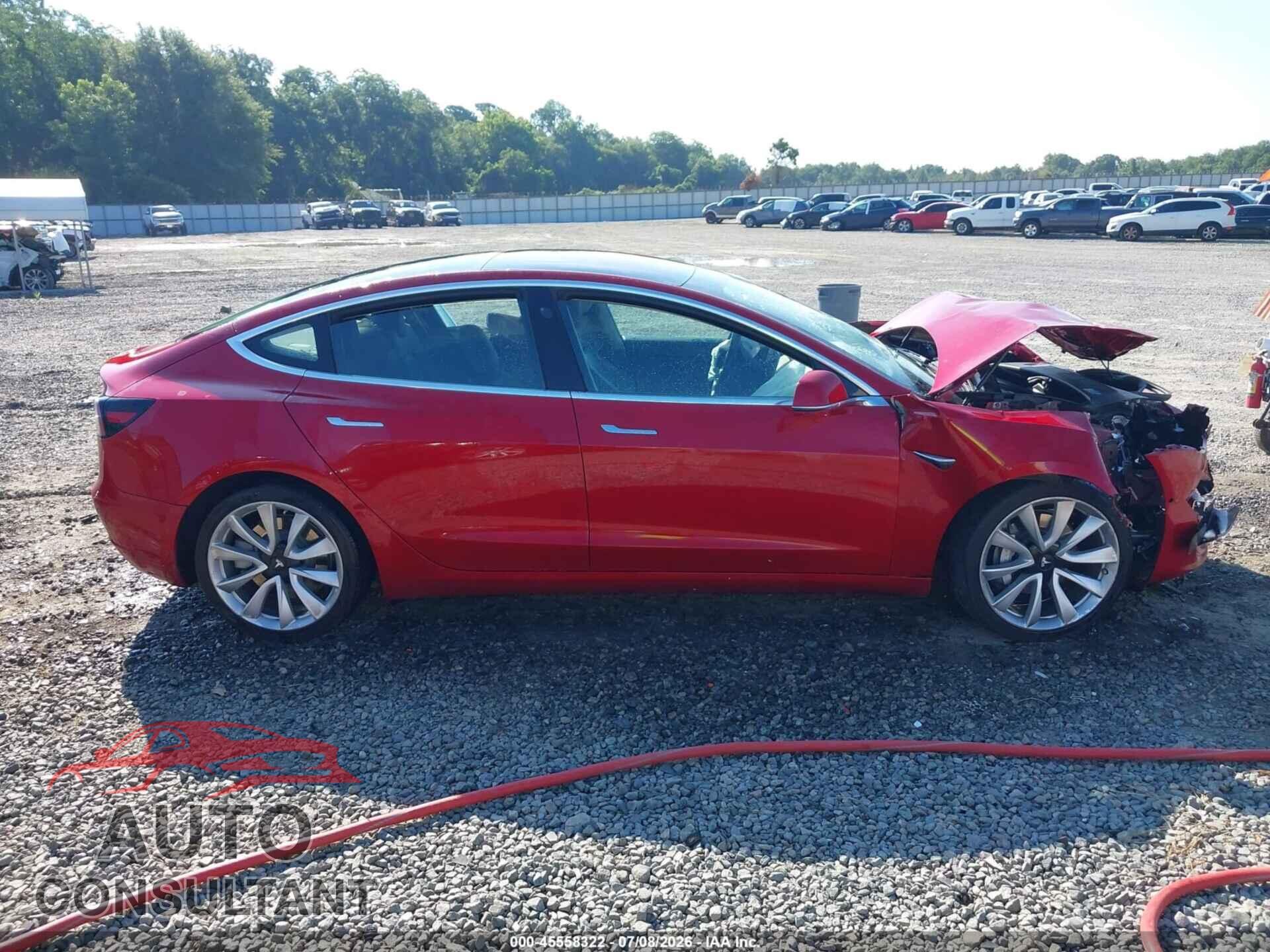 TESLA MODEL 3 2018 - 5YJ3E1EAXJF053359
